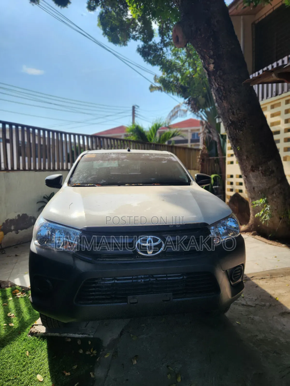 New Toyota Hilux 2025 White