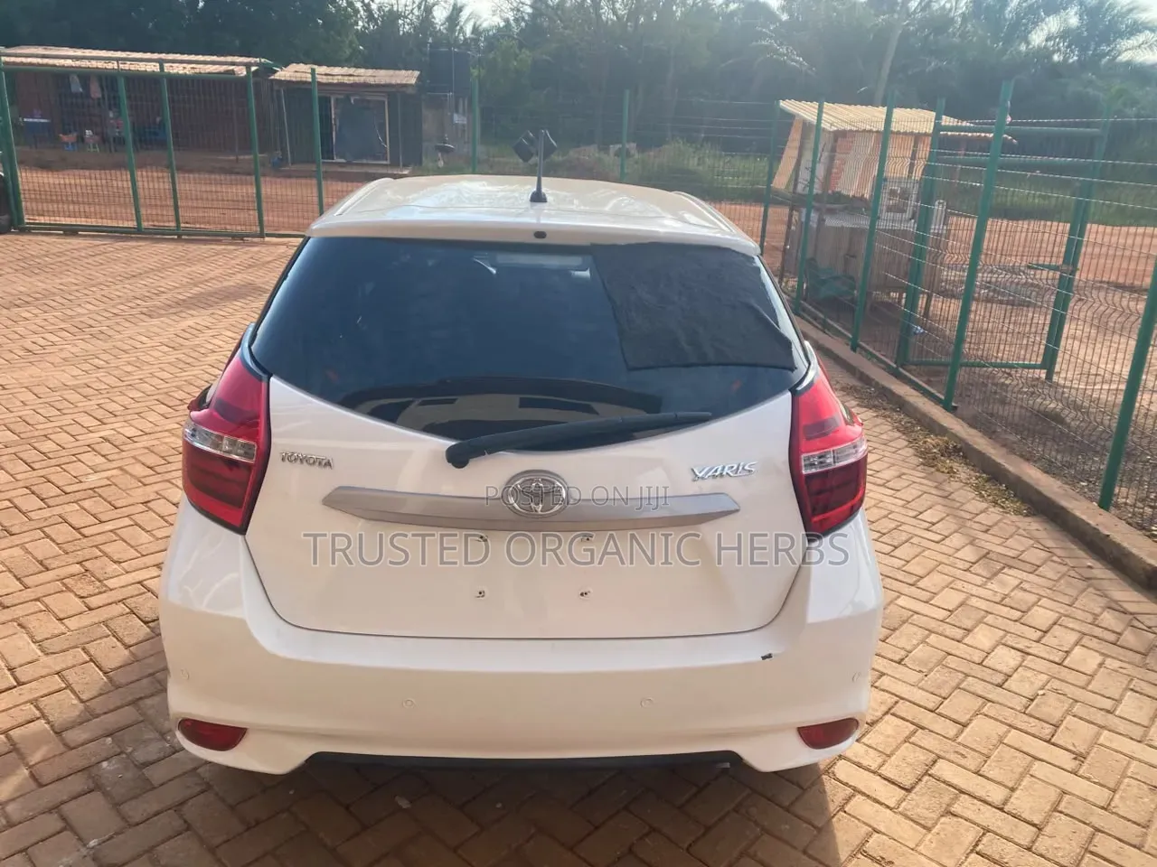 Toyota Yaris 2019 White