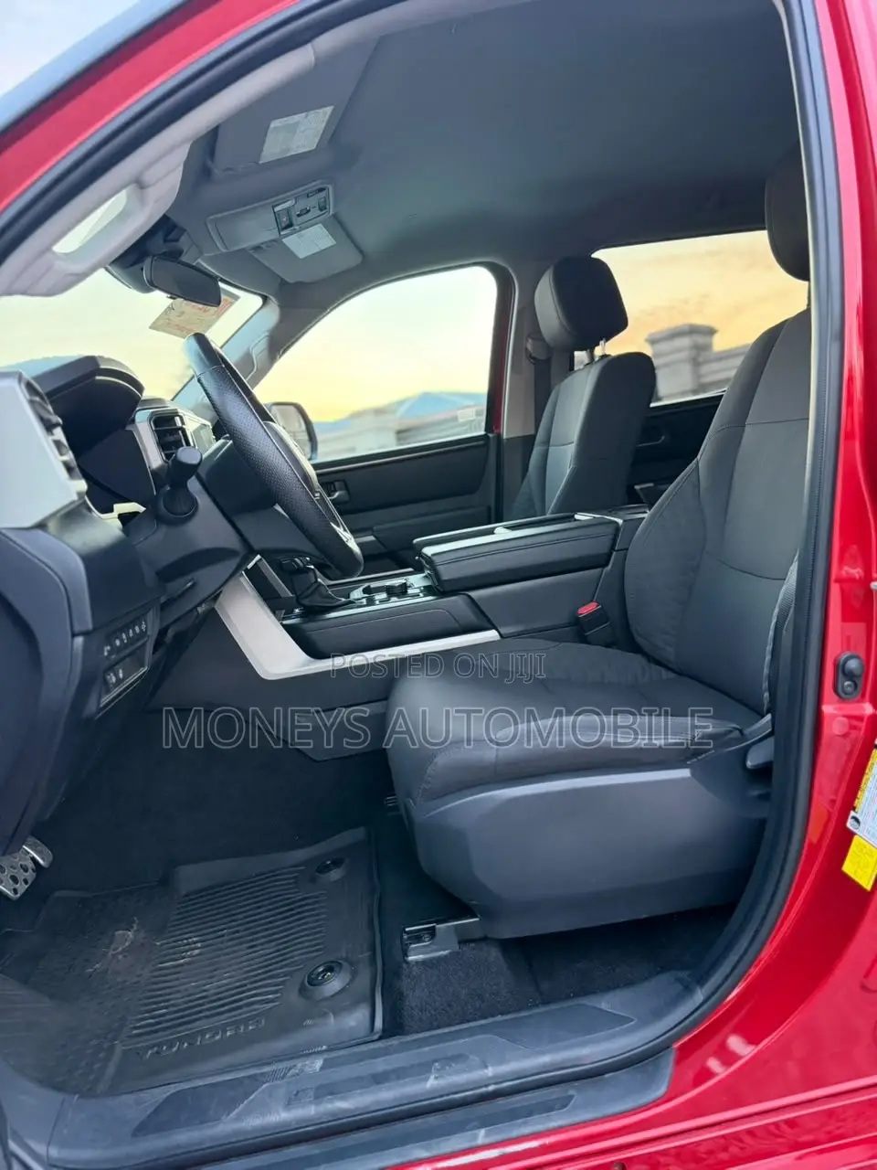 Toyota Tundra 2024 Red