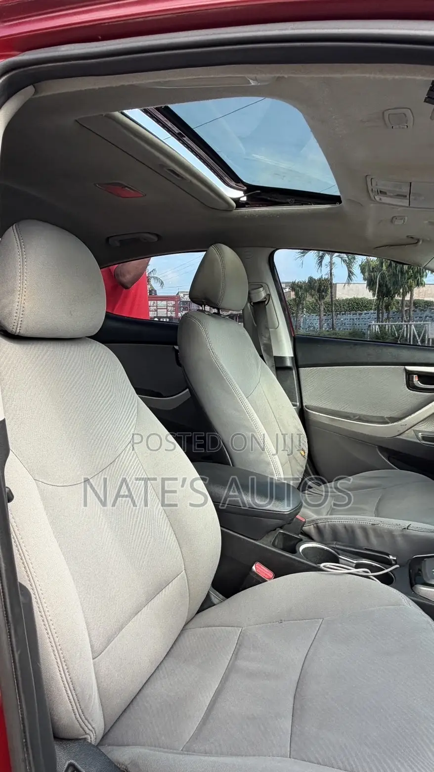 Hyundai Elantra Limited Sedan FWD (1.8L 4cyl 6A) 2013 Red