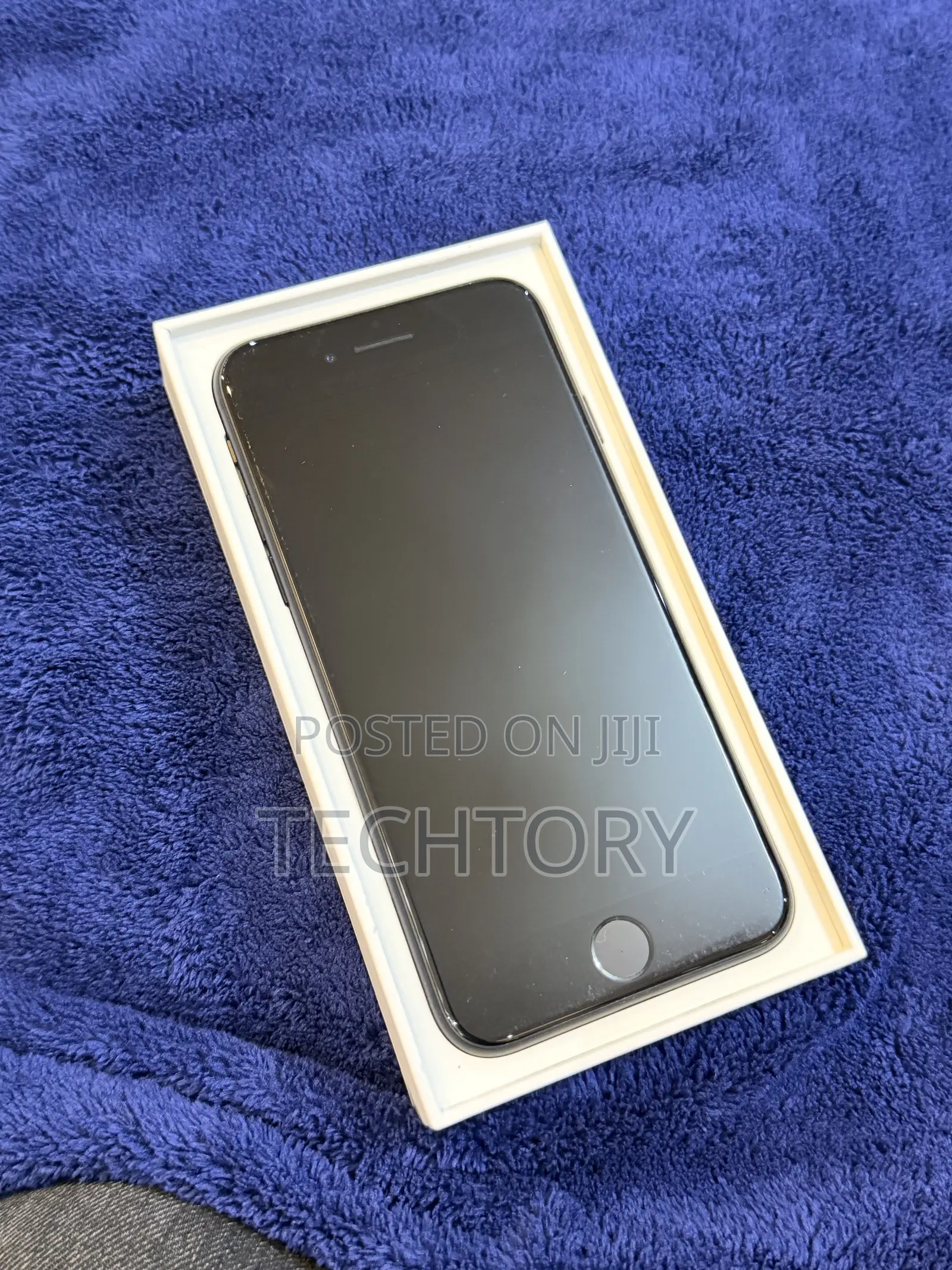 Apple iPhone SE (2022) 64 GB Black