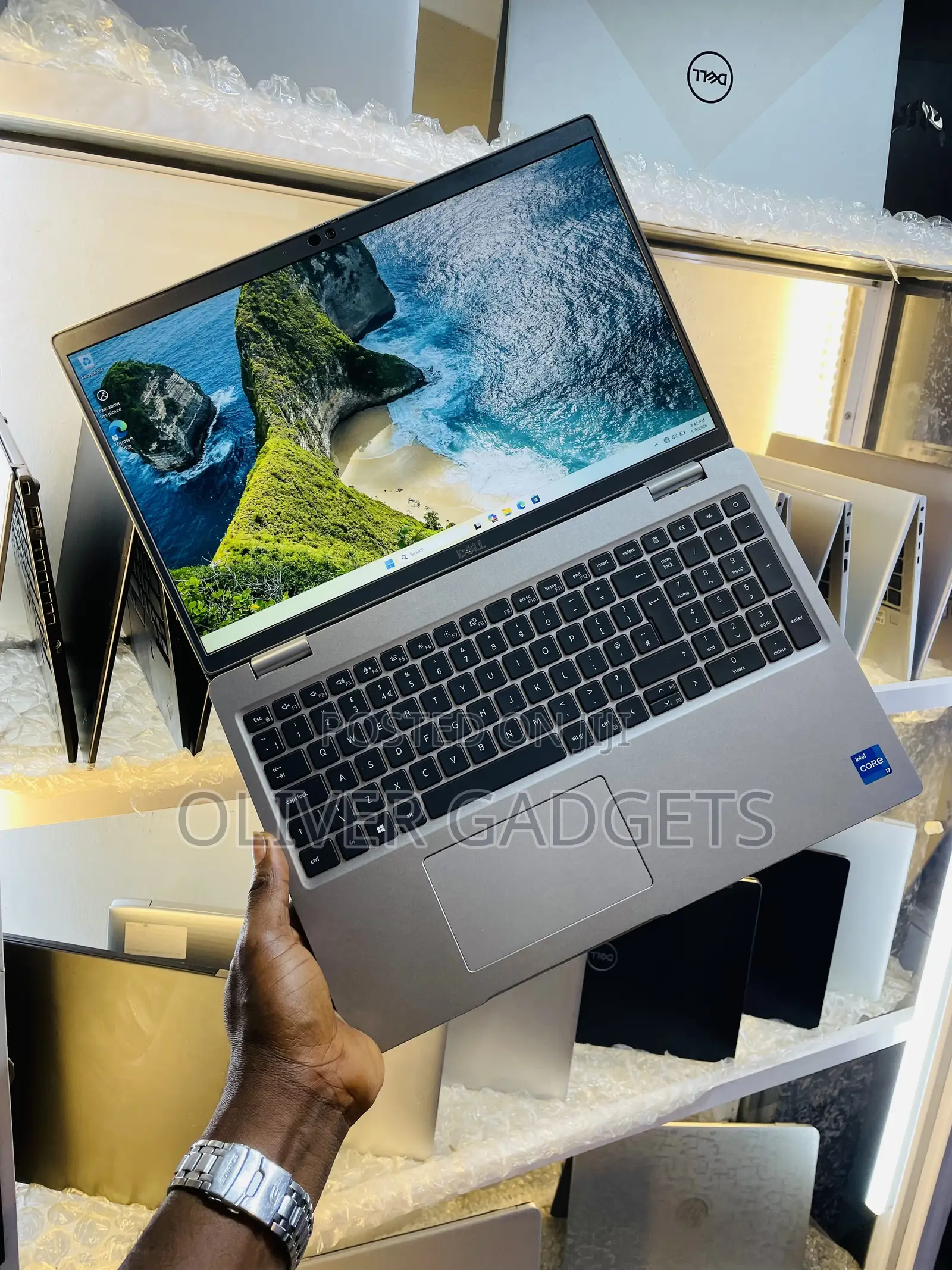 Laptop Dell Precision 3560 16GB Intel Core i7 SSD 512GB