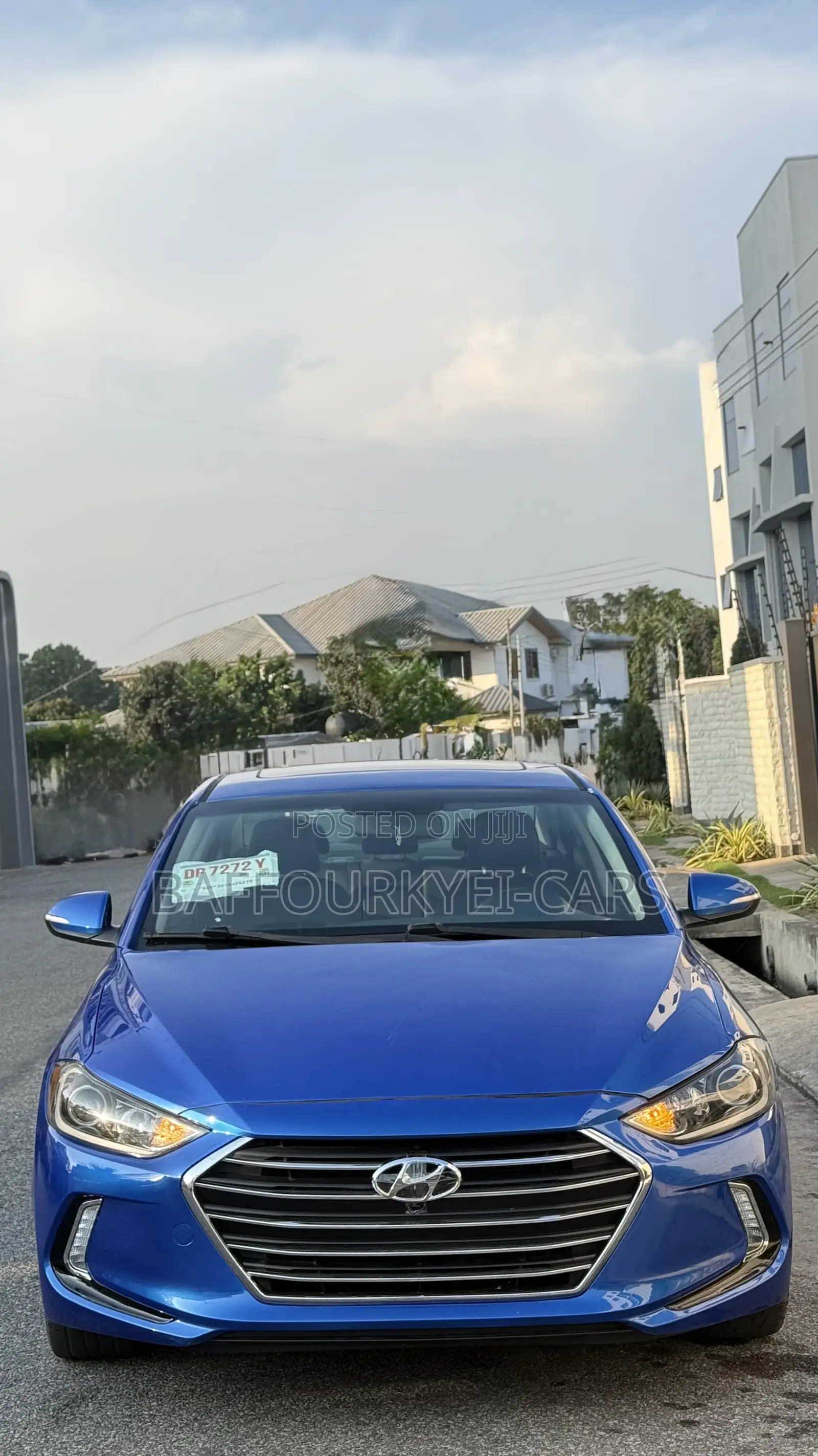 Hyundai Elantra Limited Sedan FWD (2.0L 4cyl 6A) 2017 Blue