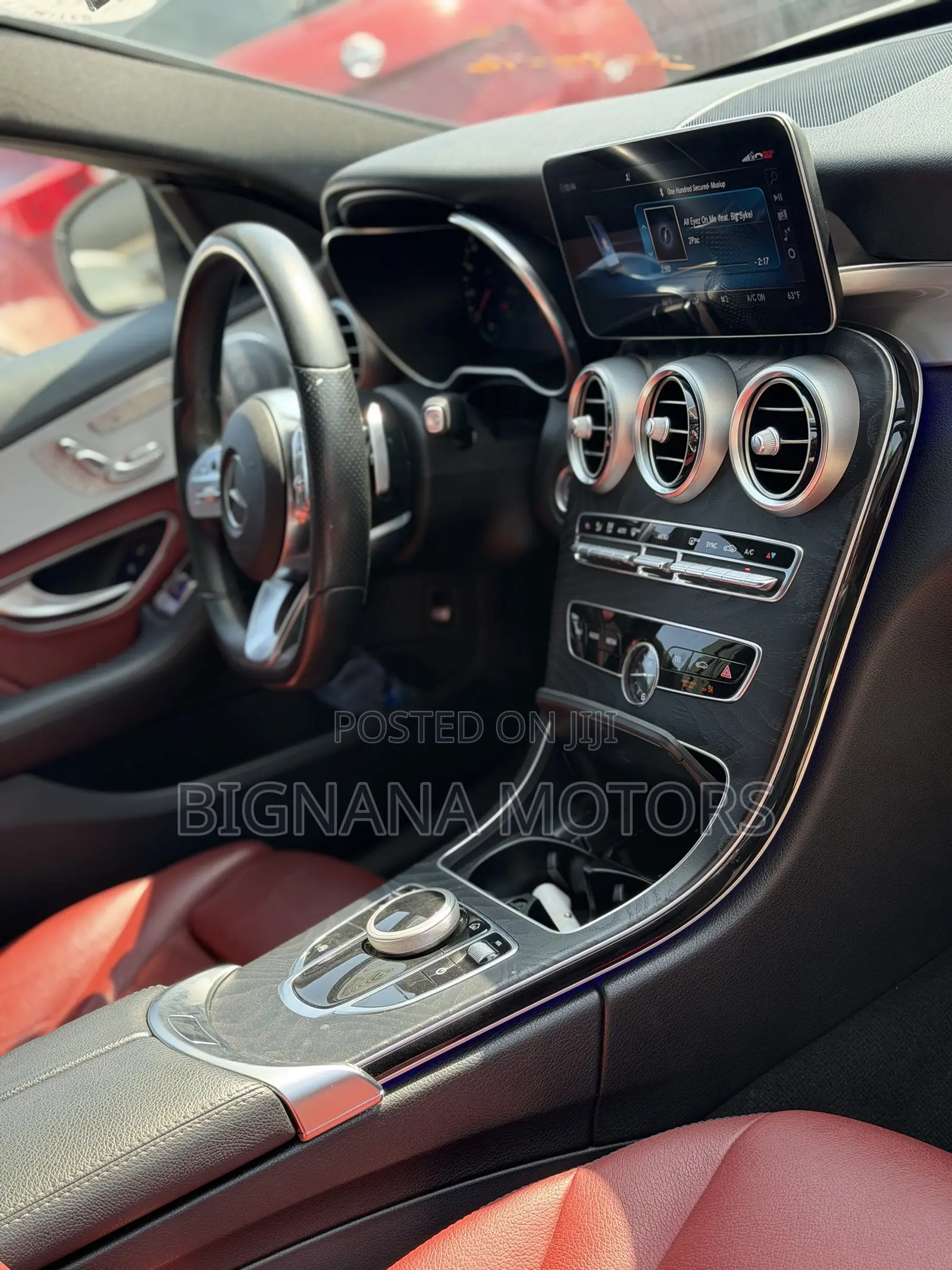 Mercedes-Benz C300 2021 White