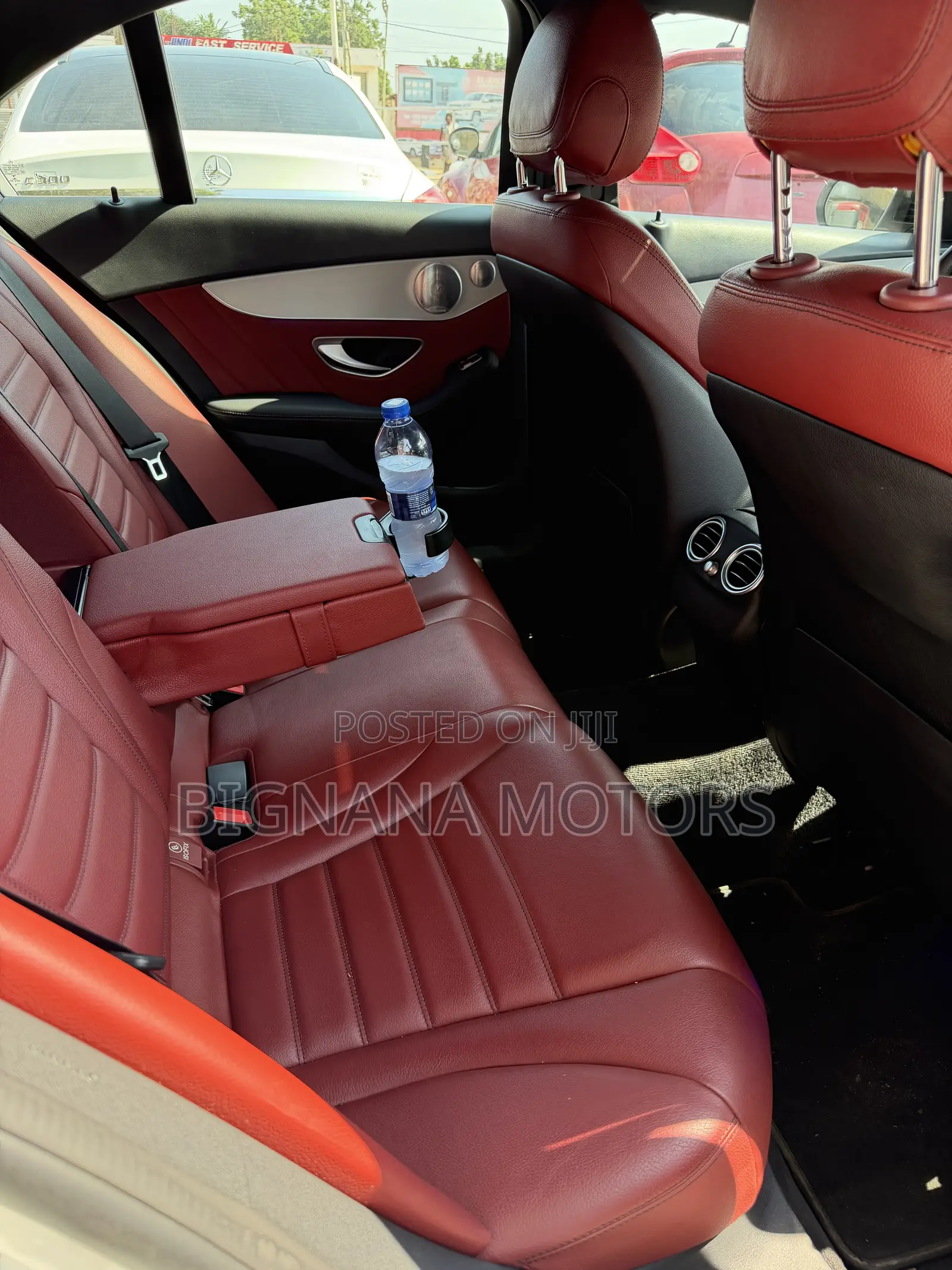 Mercedes-Benz C300 2021 White
