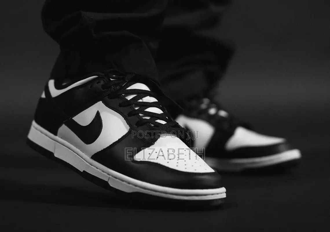Nike Dunk Low - (Panda Dunks)