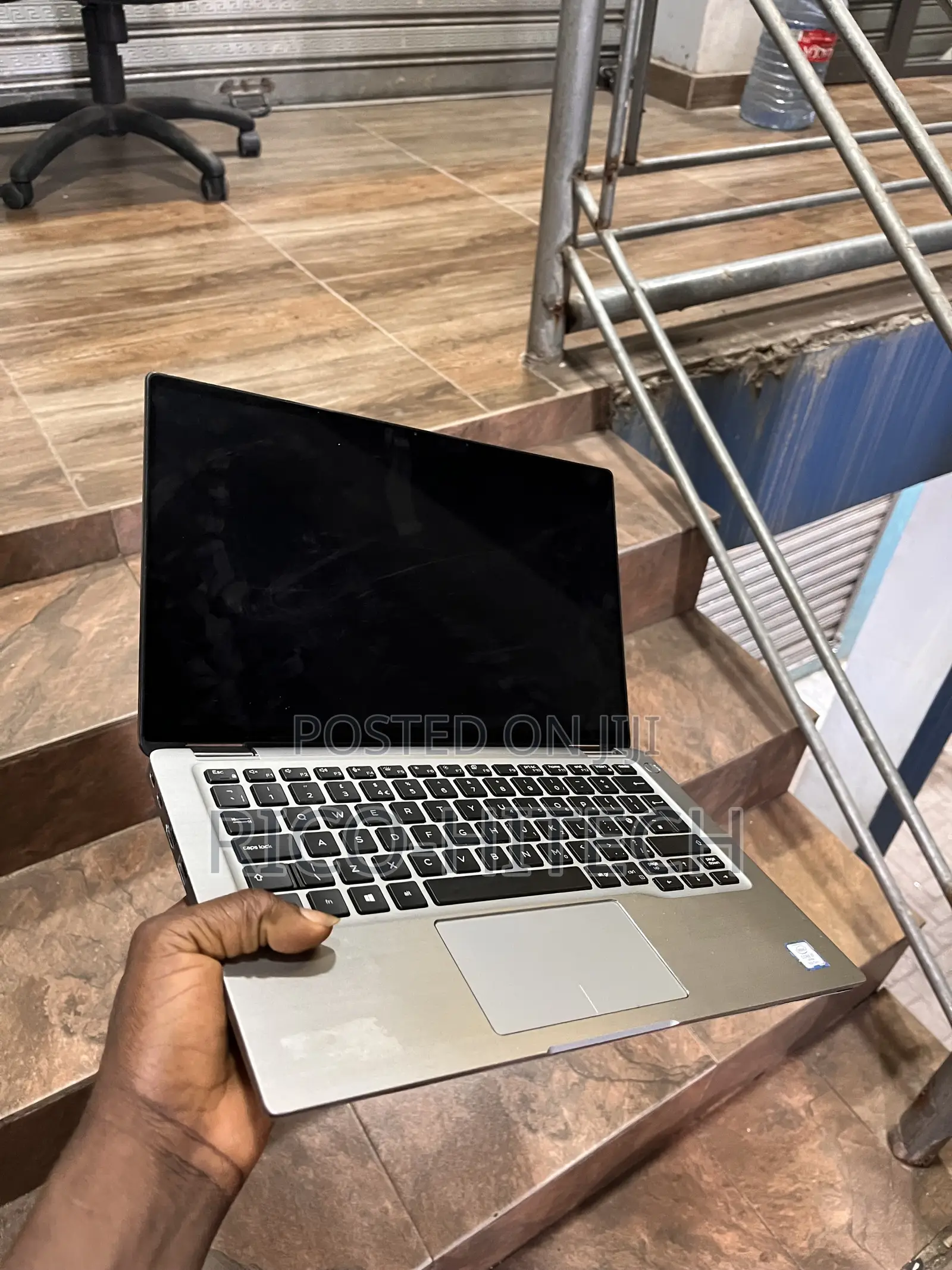 Laptop Dell Latitude 7400 2-in-1 16GB Intel Core i7 SSD 512GB