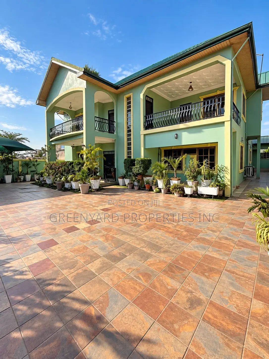 5bdrm House in American House, East Legon for rent