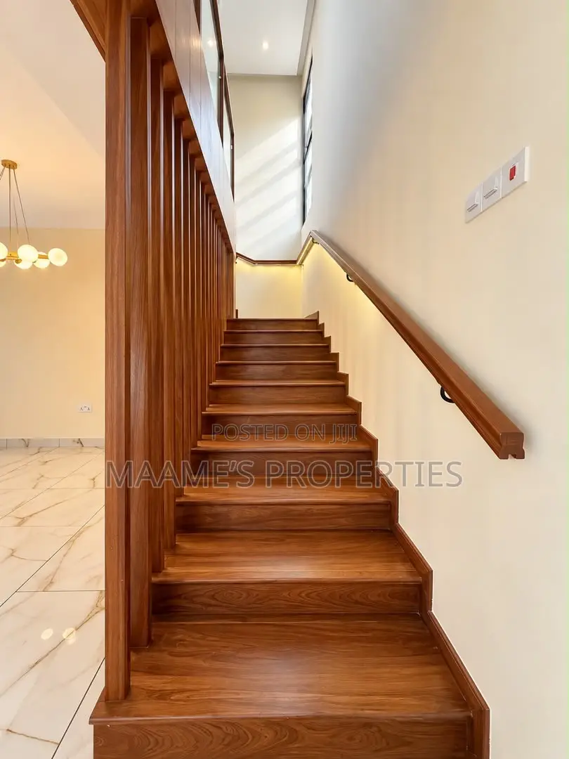 3bdrm Duplex in Oyarifa Mall Area for rent