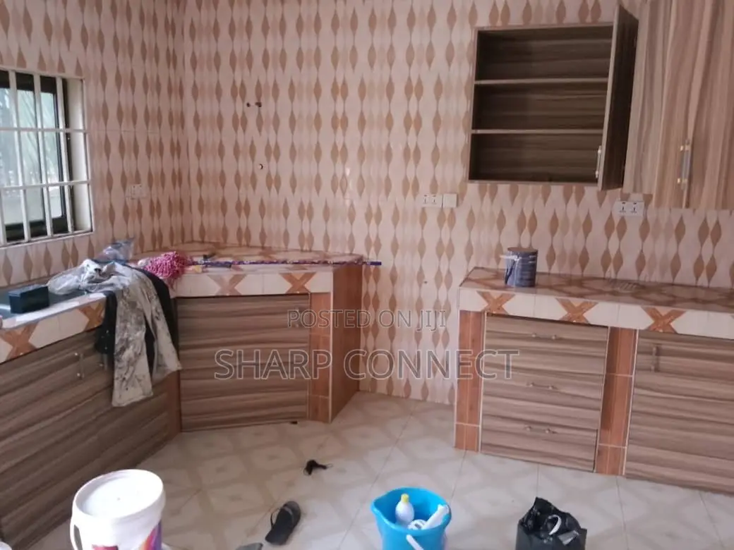 3bdrm House in Sharp-Connect., Adade for rent