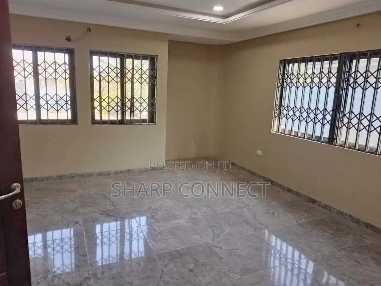 5bdrm House in Sharp-Connect., Millenium City for rent