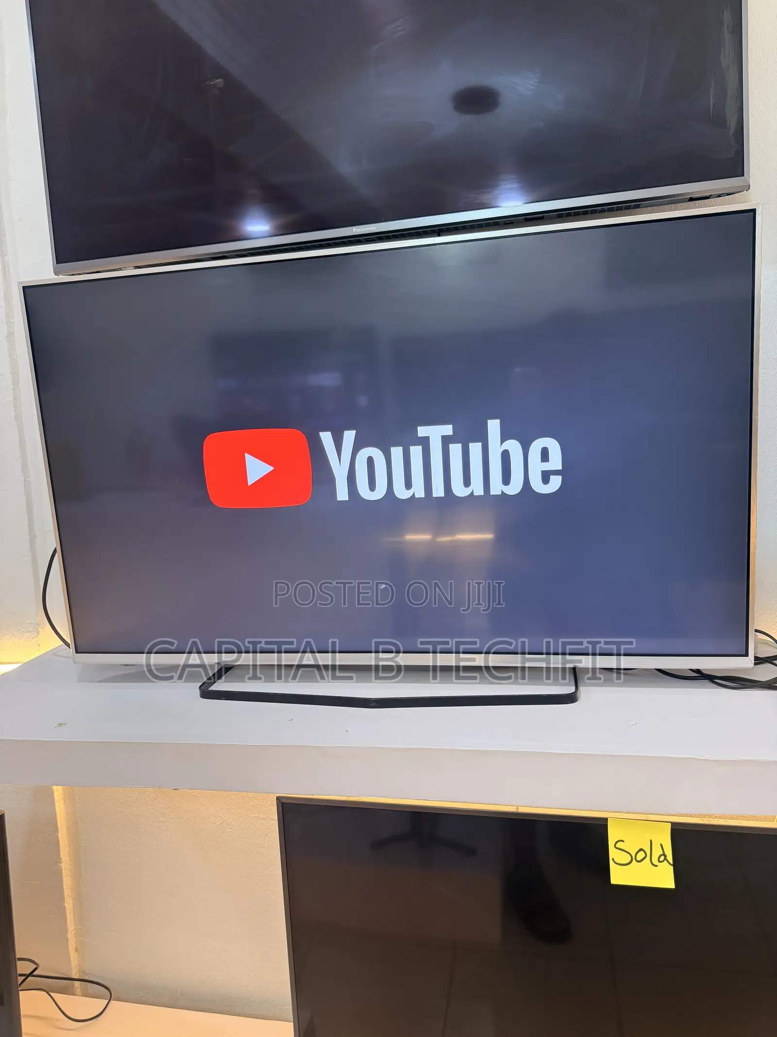 43inches Full Digital Satellite 4k Panasonic Machine