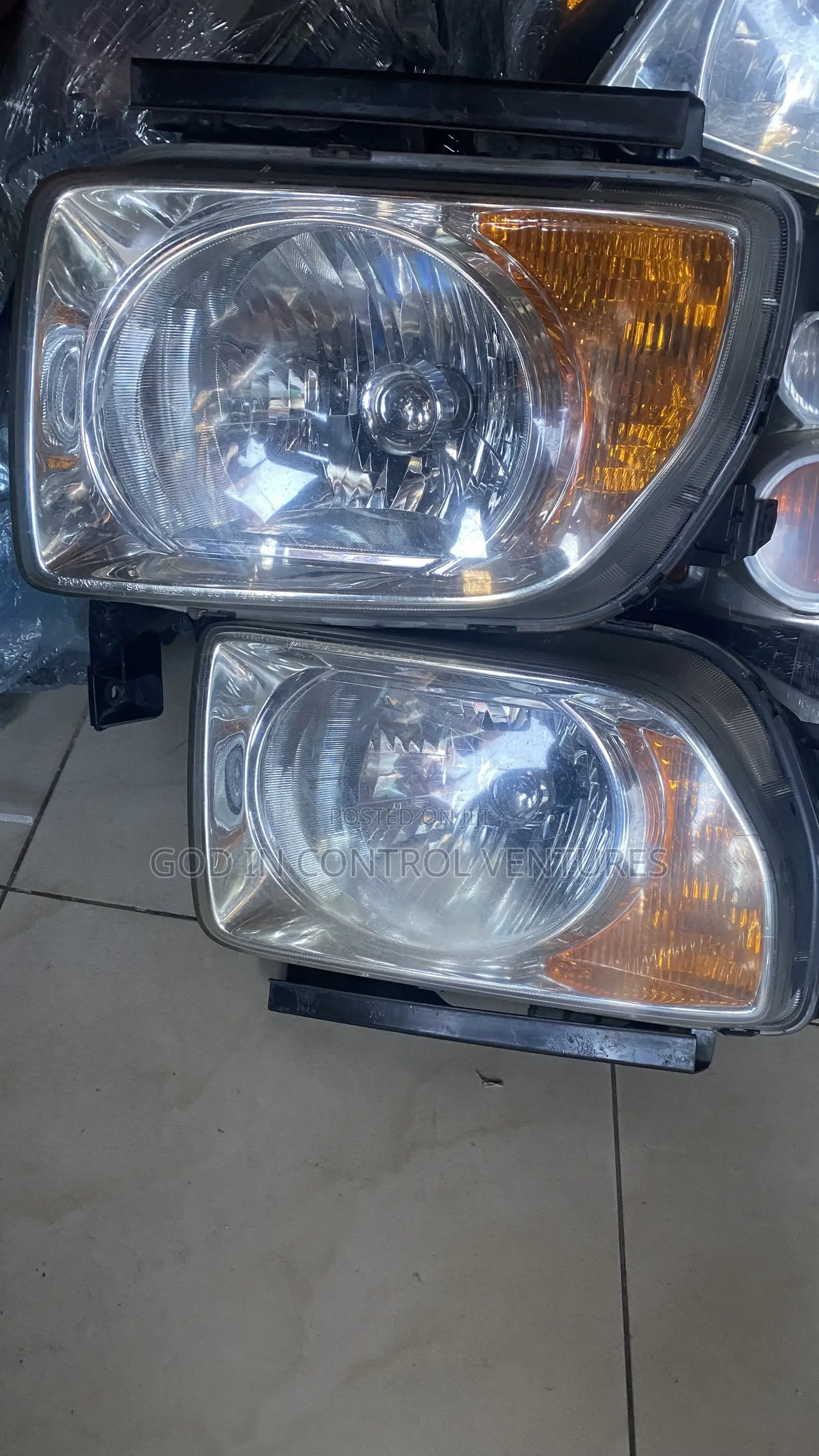 Honda Element Headlight