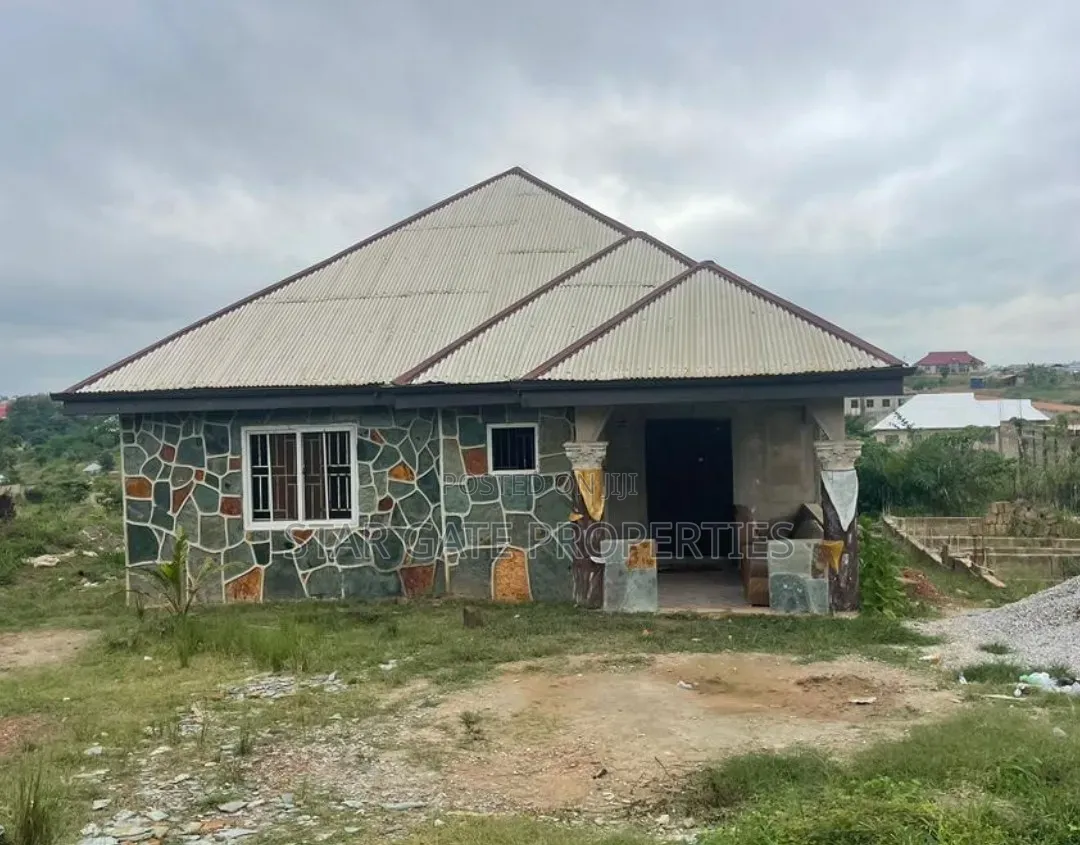 4bdrm House in Kumasi Metropolitan for sale