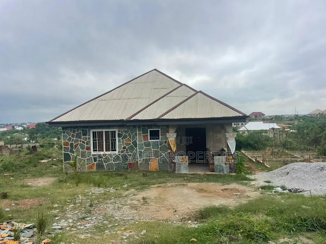 4bdrm House in Kumasi Metropolitan for sale