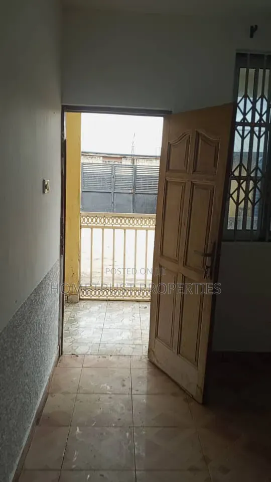 12bdrm Apartment in Ablekuma Joma, Pentecost for sale