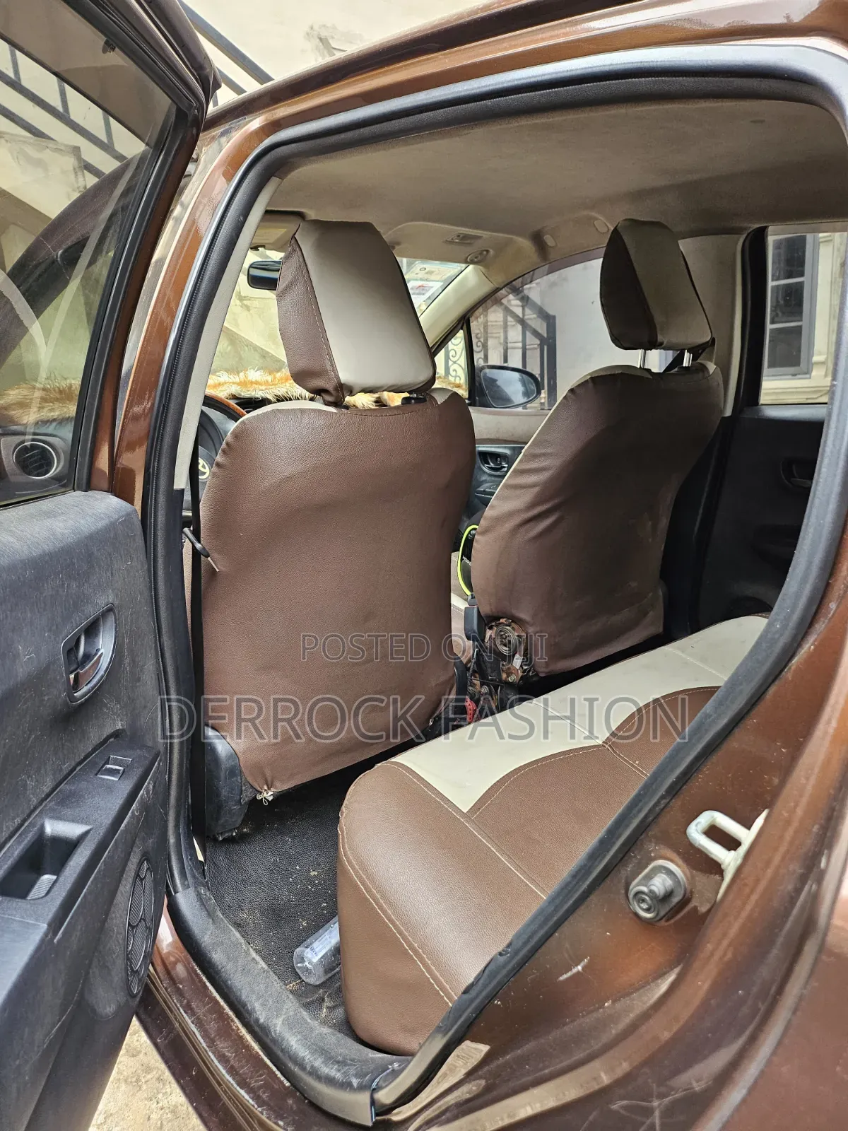 Toyota Vitz 2012 Brown