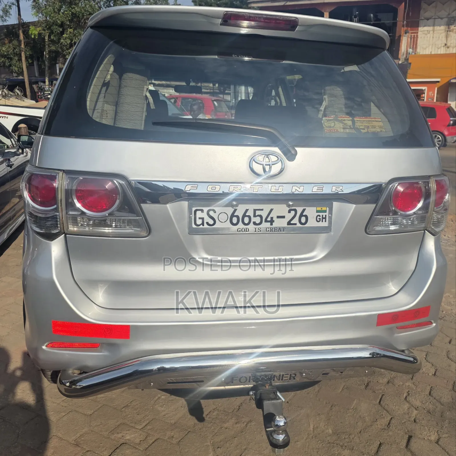 Toyota Fortuner 2012 Silver