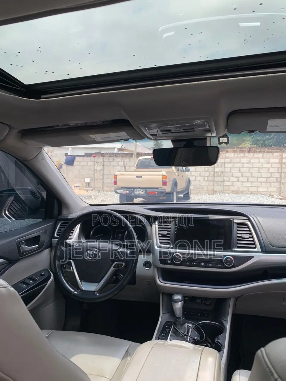 Toyota Highlander Limited 4x2 V6 (3.5L 6cyl 8A) 2018 Gray