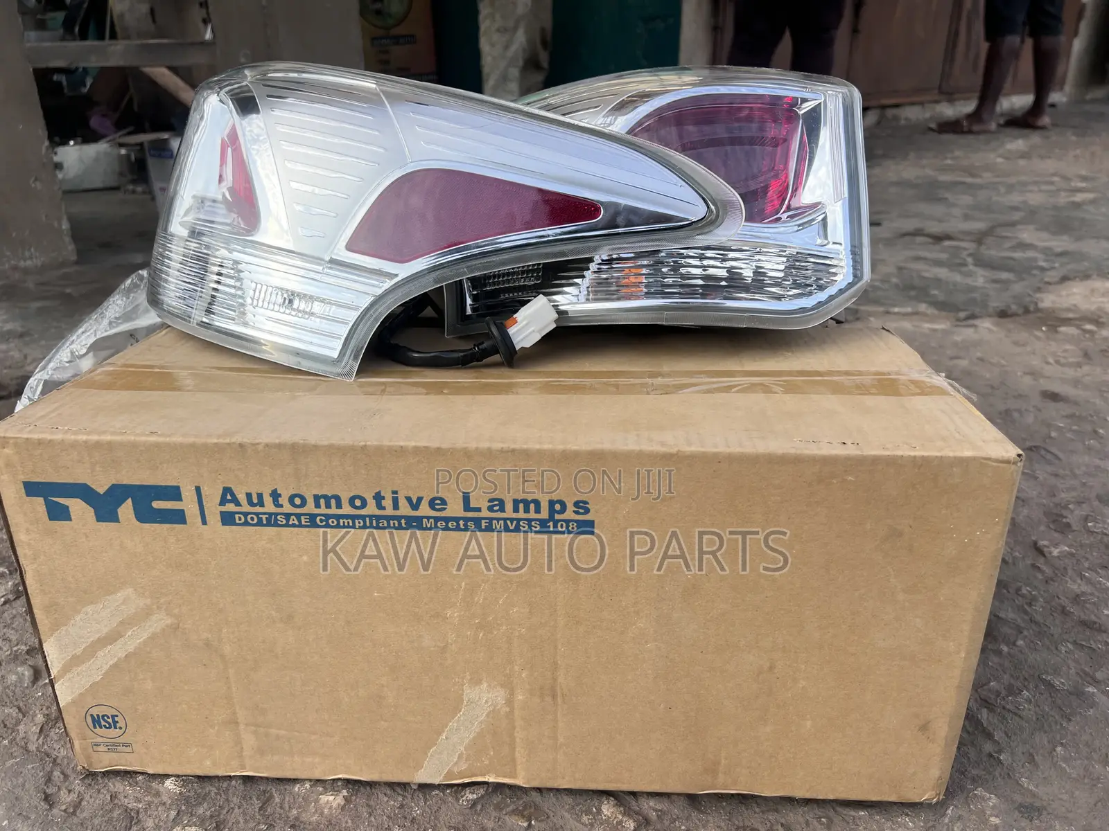 2012,2013,2014,2015 Taillight for Mitsubishi Outlander
