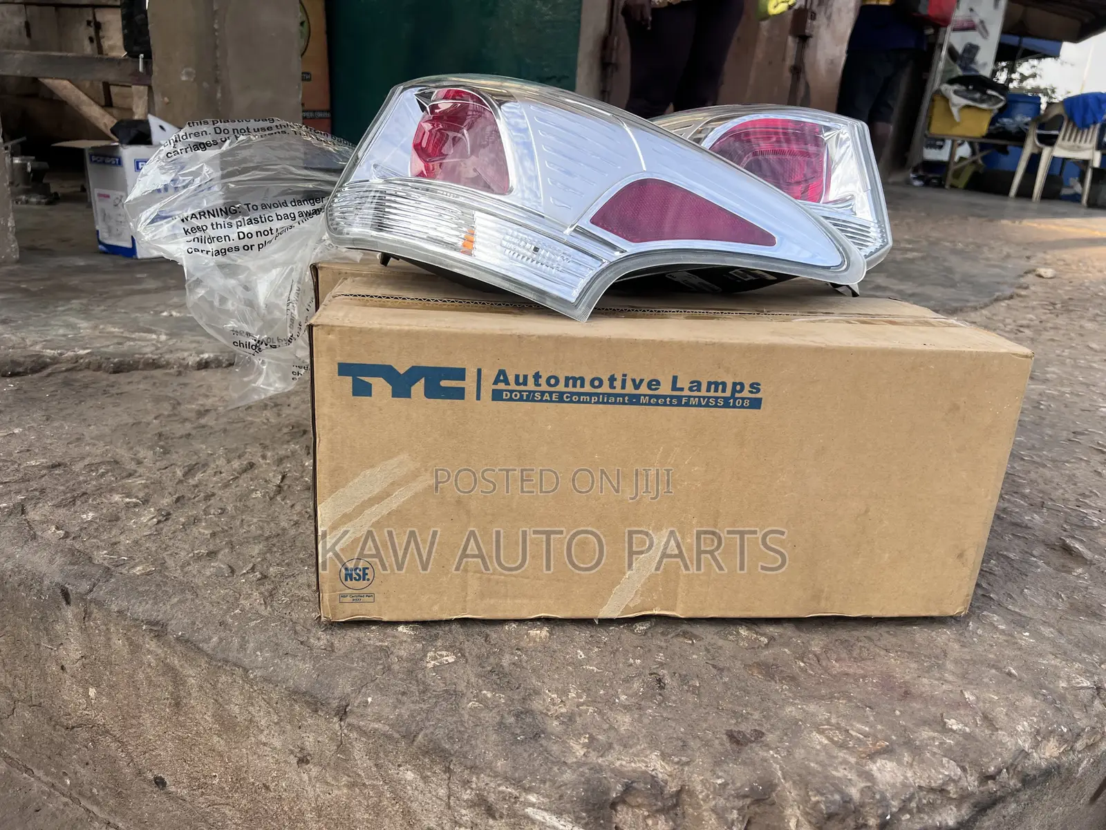 2012,2013,2014,2015 Taillight for Mitsubishi Outlander