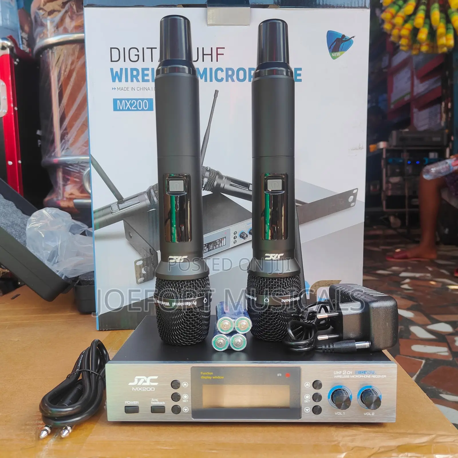 Shure MX200
