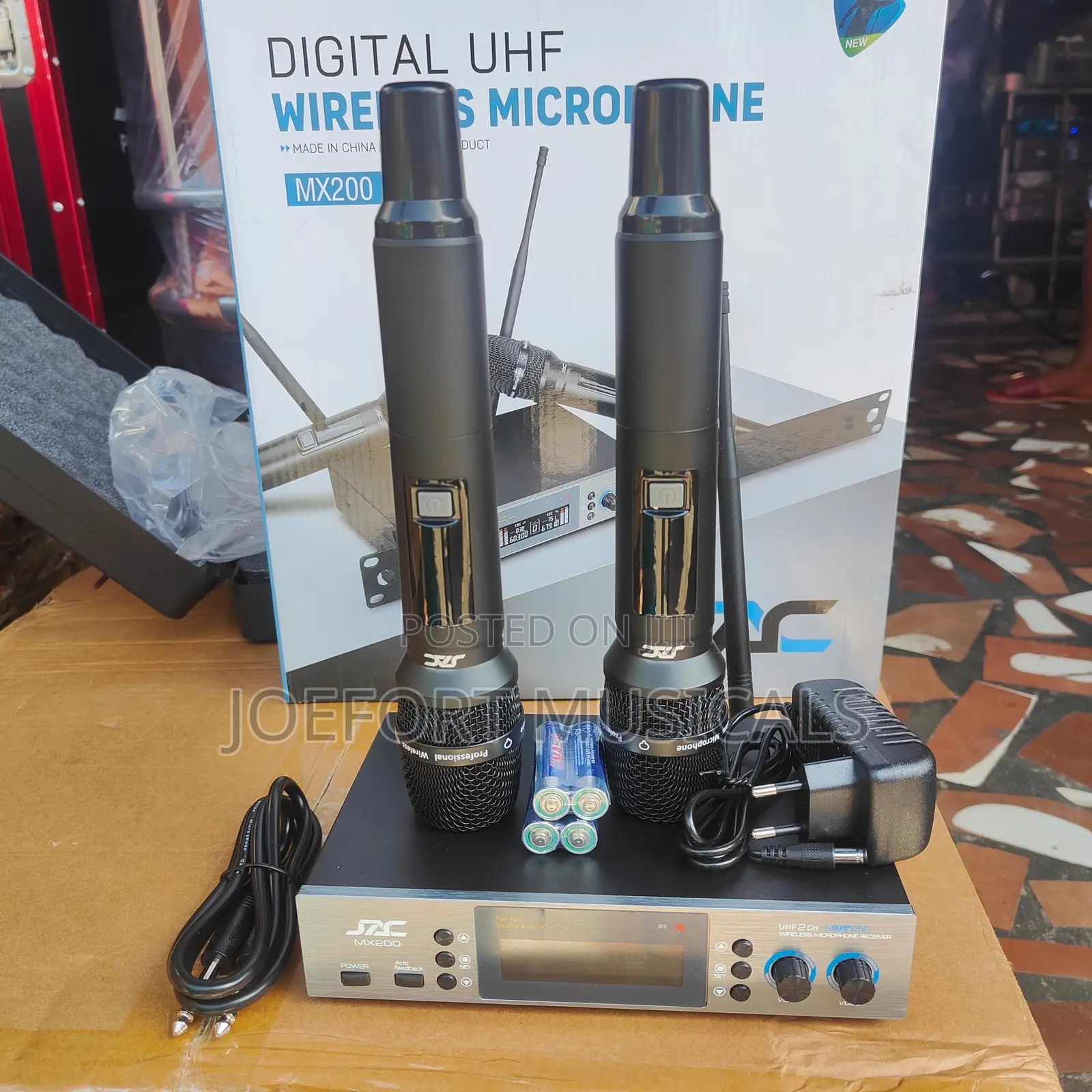Shure MX200
