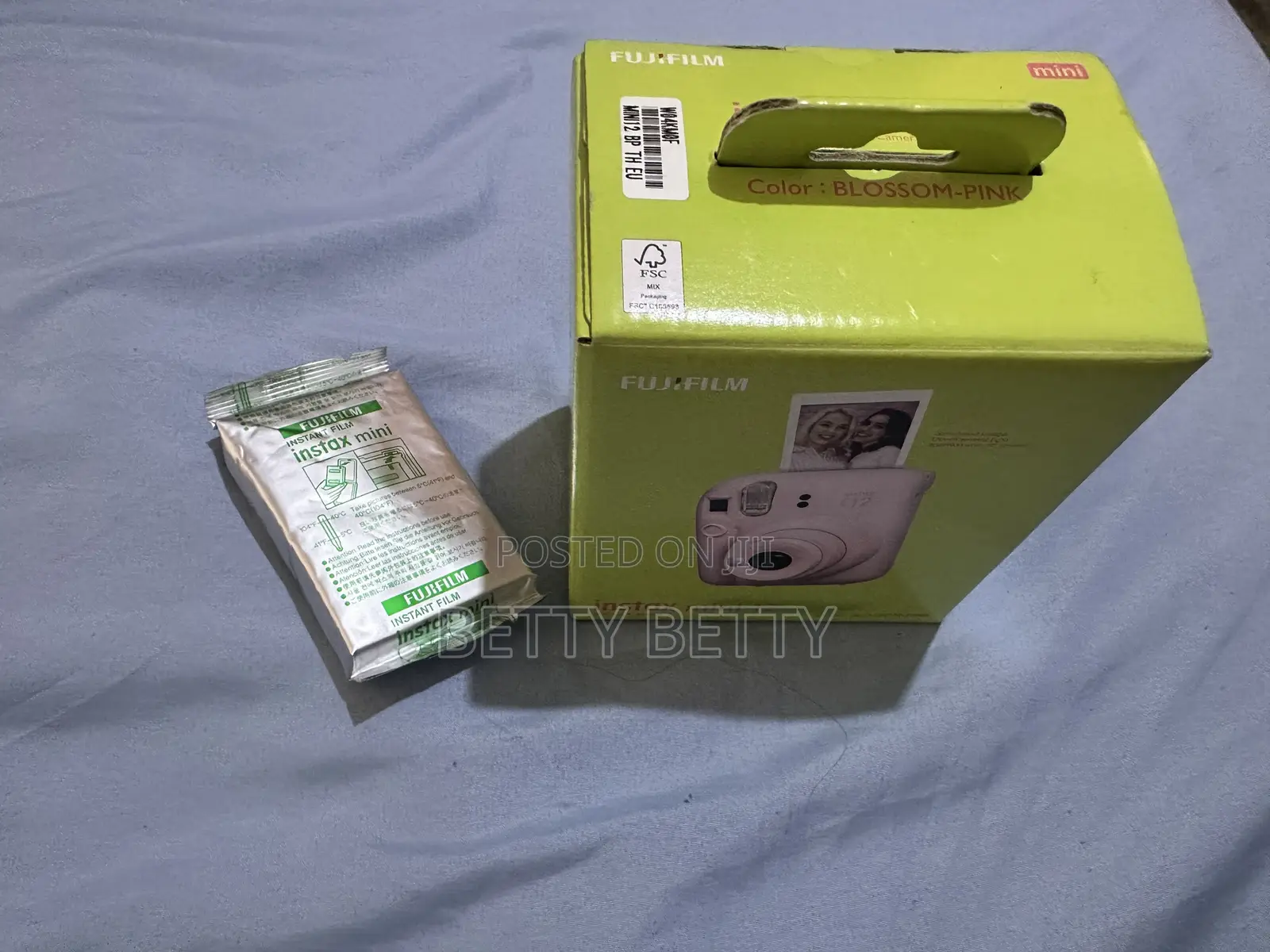 Fujifilm Instax Mini 12