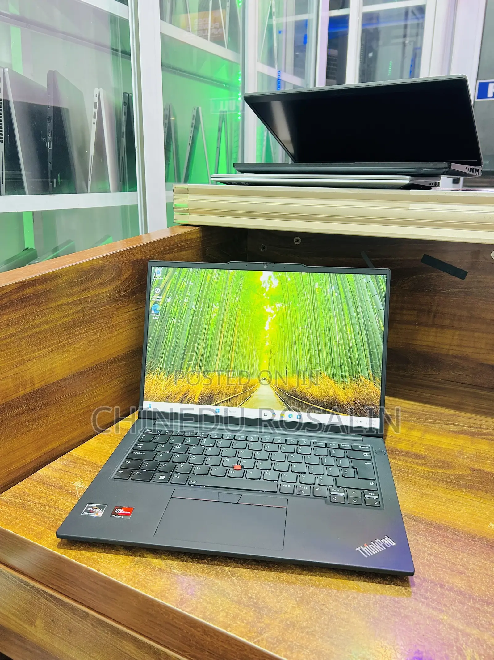 Laptop Lenovo ThinkPad E14 Gen 5 16GB AMD Ryzen 5 SSD 256GB