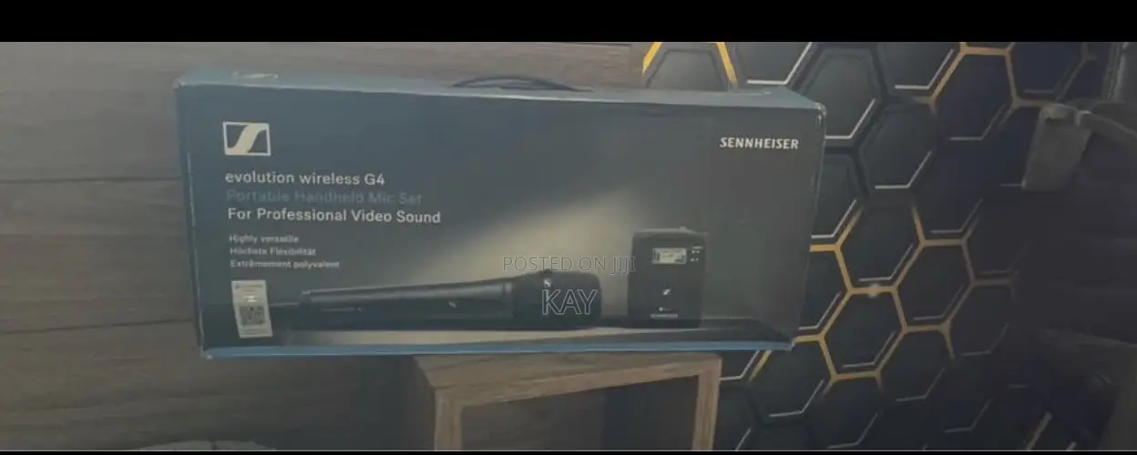 Sennheiser EW135P G4 - B Portable Handheld Mic
