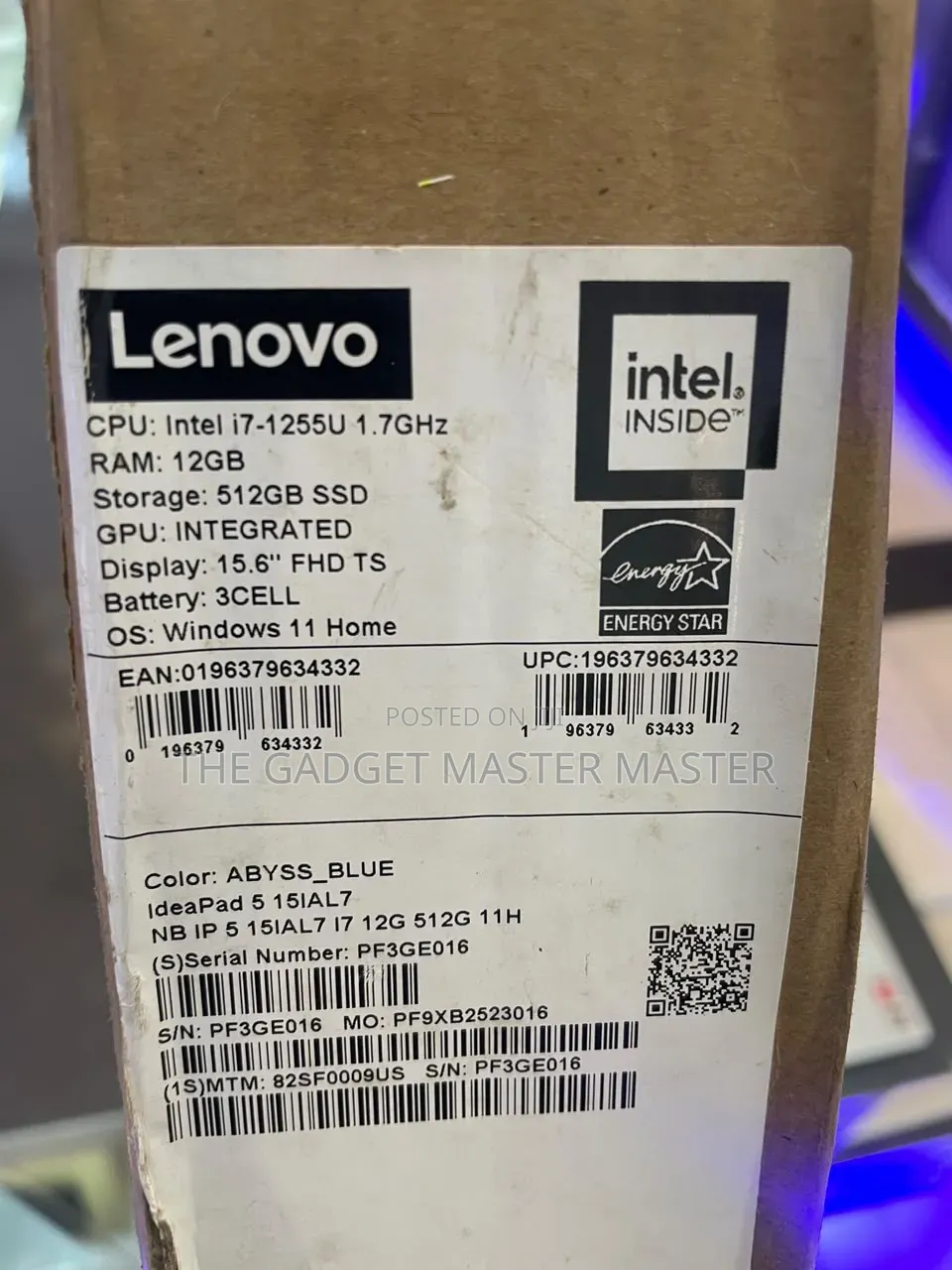 New Laptop Lenovo IdeaPad 520 12GB Intel Core i7 SSD 512GB