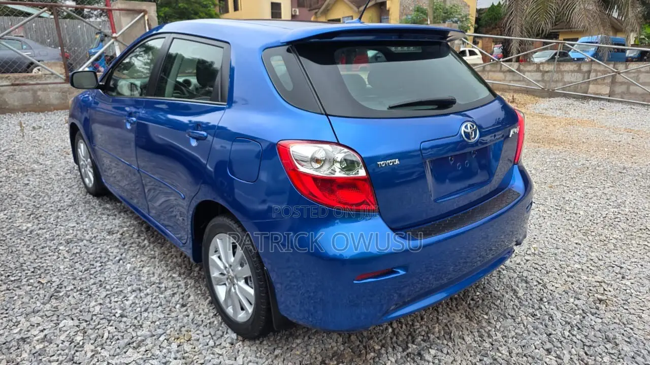 Toyota Matrix 2010 Blue