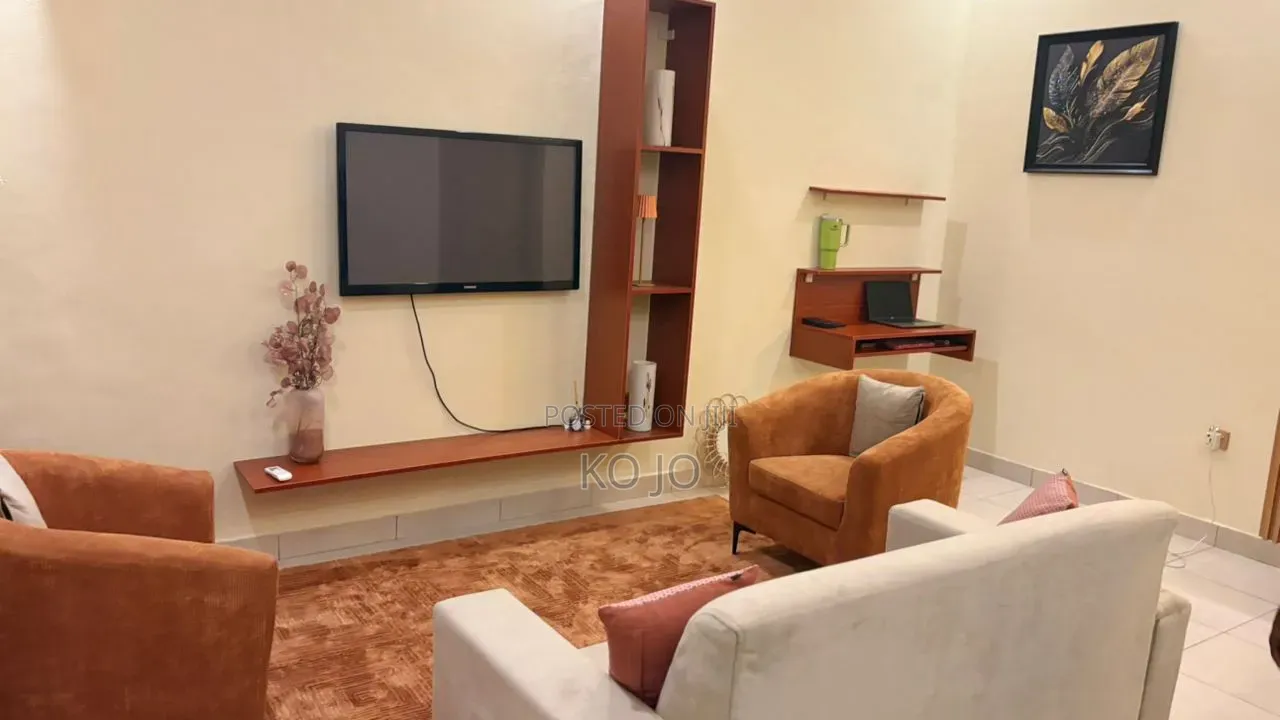 Furnished 2bdrm House in Lake Side Estate for rent
