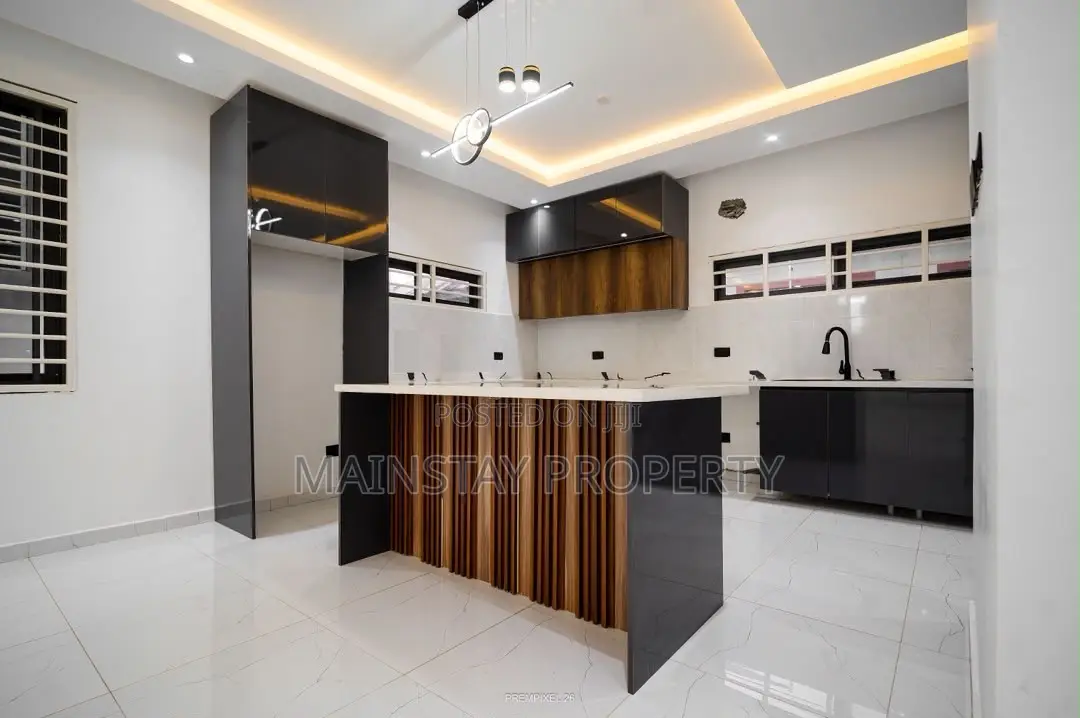 3bdrm House in Mainstay Estates, New Legon for sale