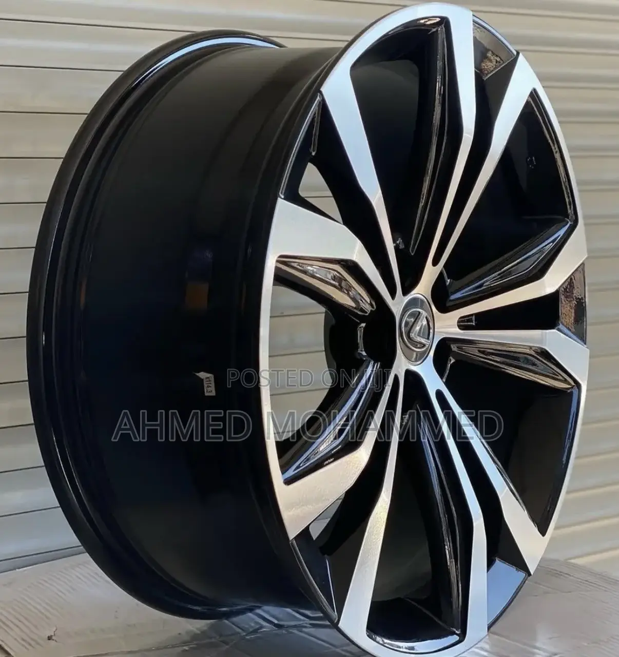 Lexus RX350 2020 Rim 20 Inches