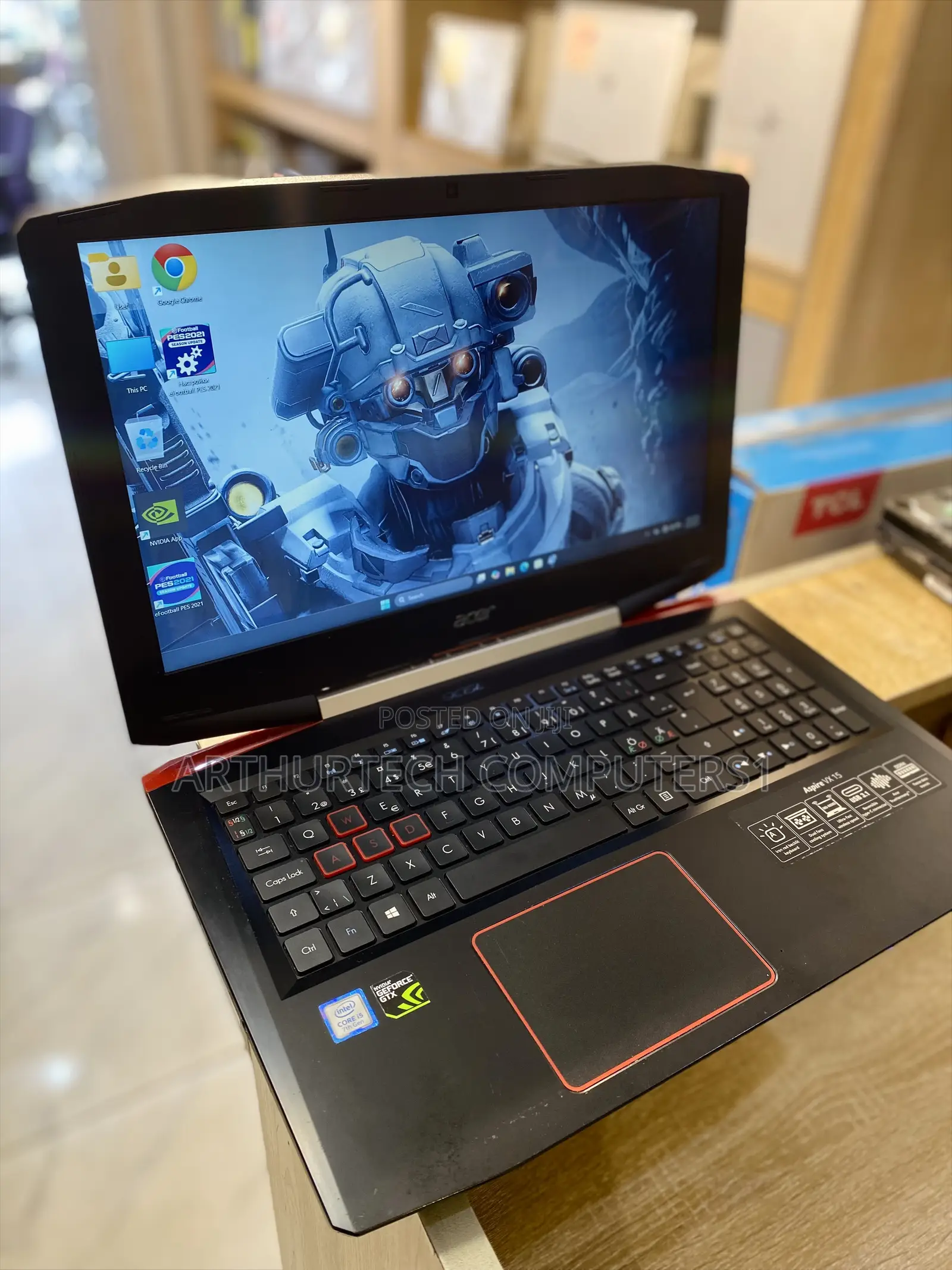 Laptop Acer Aspire VX5 591G 12GB Intel Core i5 HDD+SSD 500GB