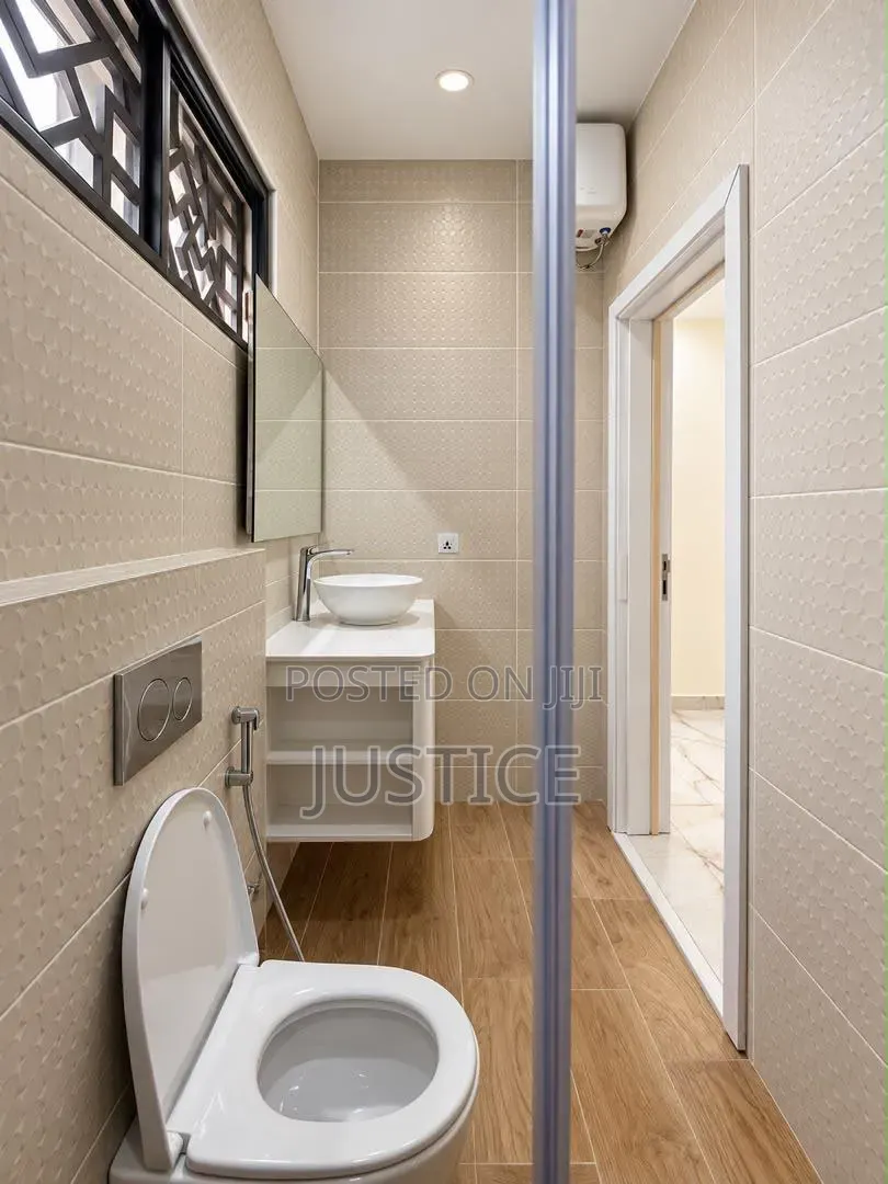 3bdrm Duplex in Ayi Mensah, Oyarifa Mall Area for rent