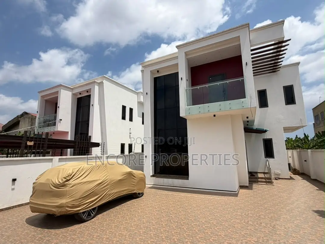 4bdrm House in Oyarifa for sale