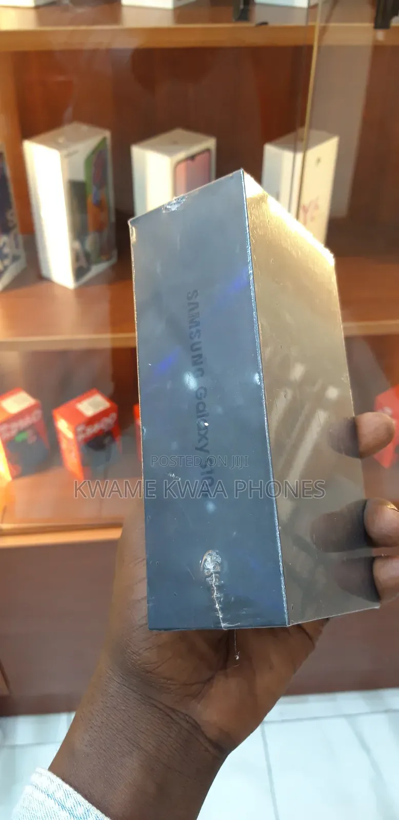 New Samsung Galaxy S10e 128 GB Black