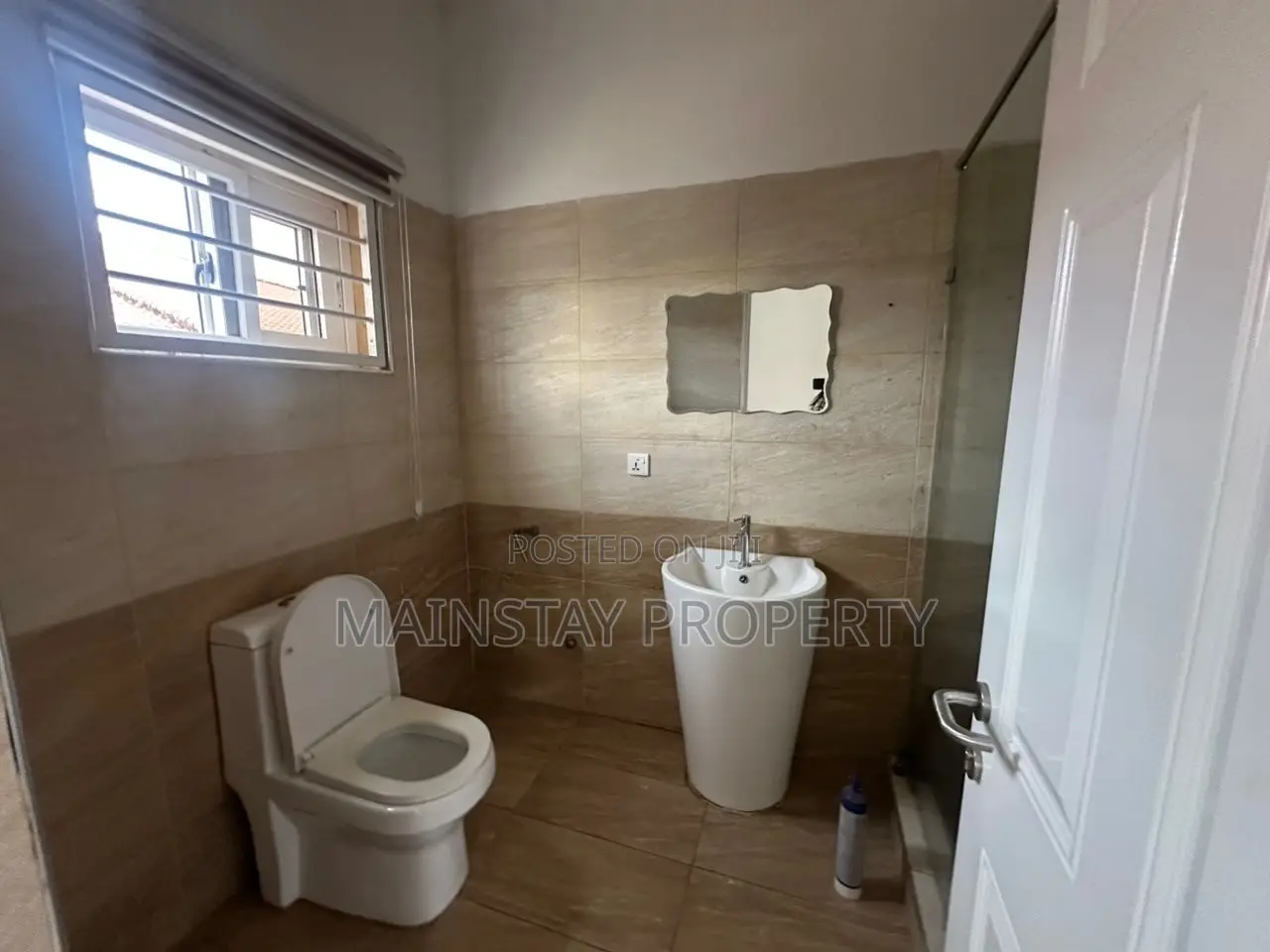 2bdrm Apartment in Mainstay Estates, Airport Residential Area for rent