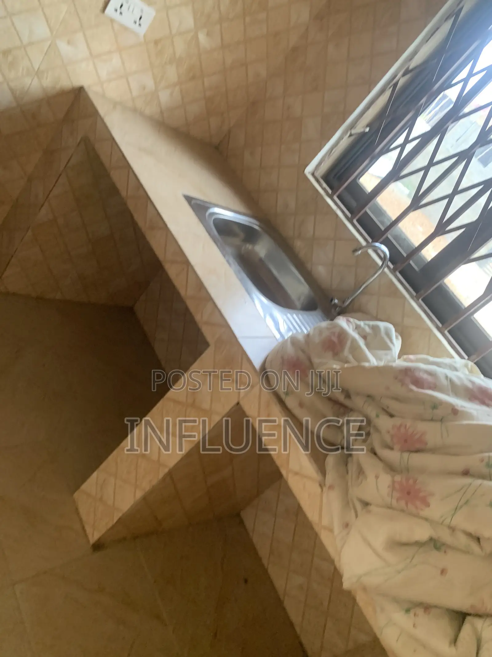 1bdrm Apartment in Lakeside, East Legon for rent