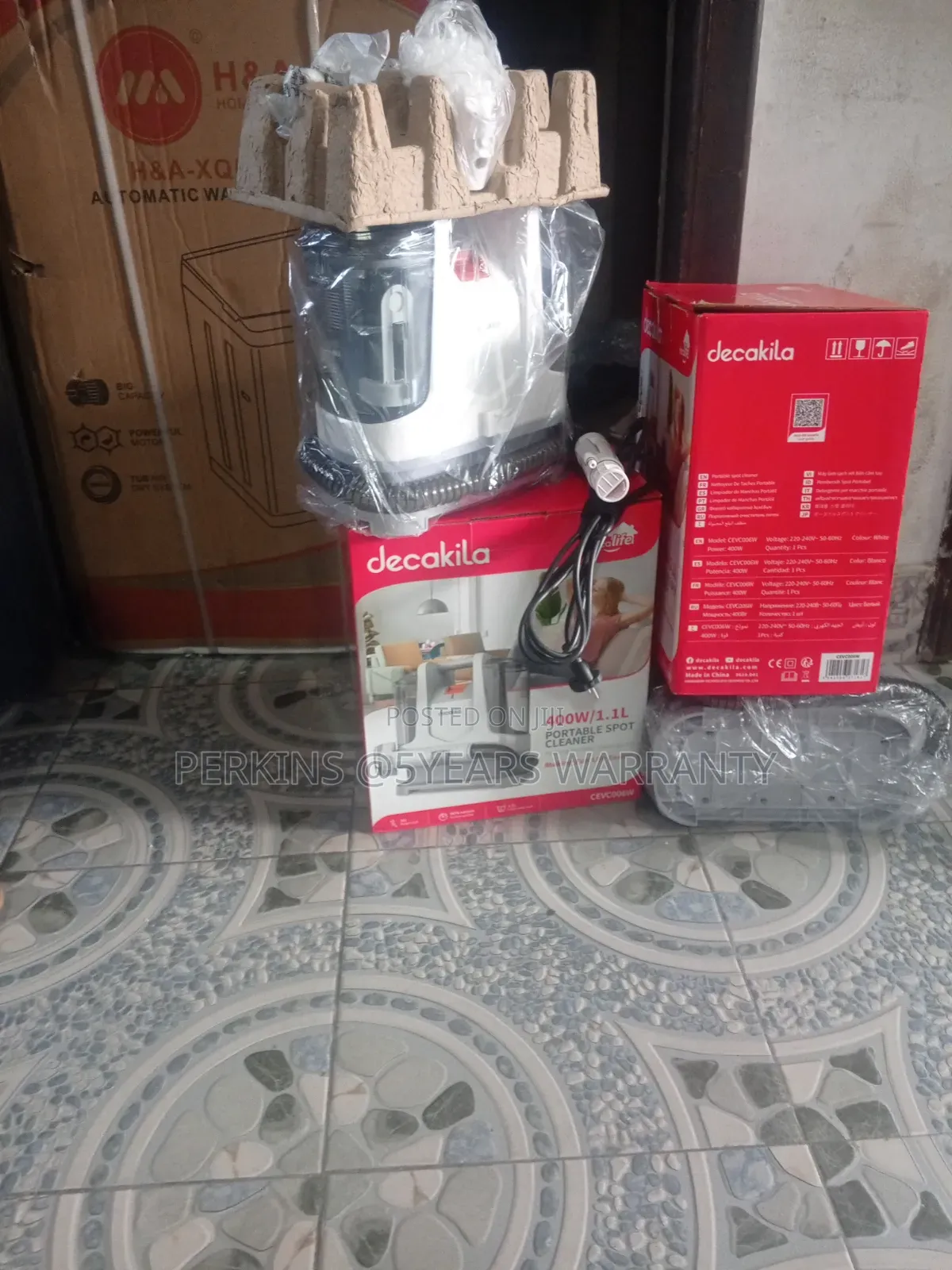Simple Cleaning Decakila Portable Spot Cleaner