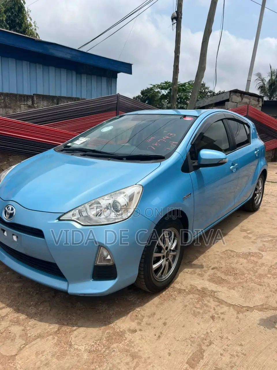 Toyota Aqua 2013 Blue
