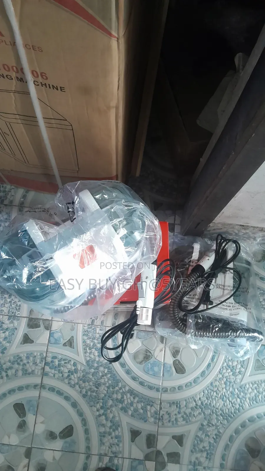Comfortable Portable Spot Cleaner Decakila