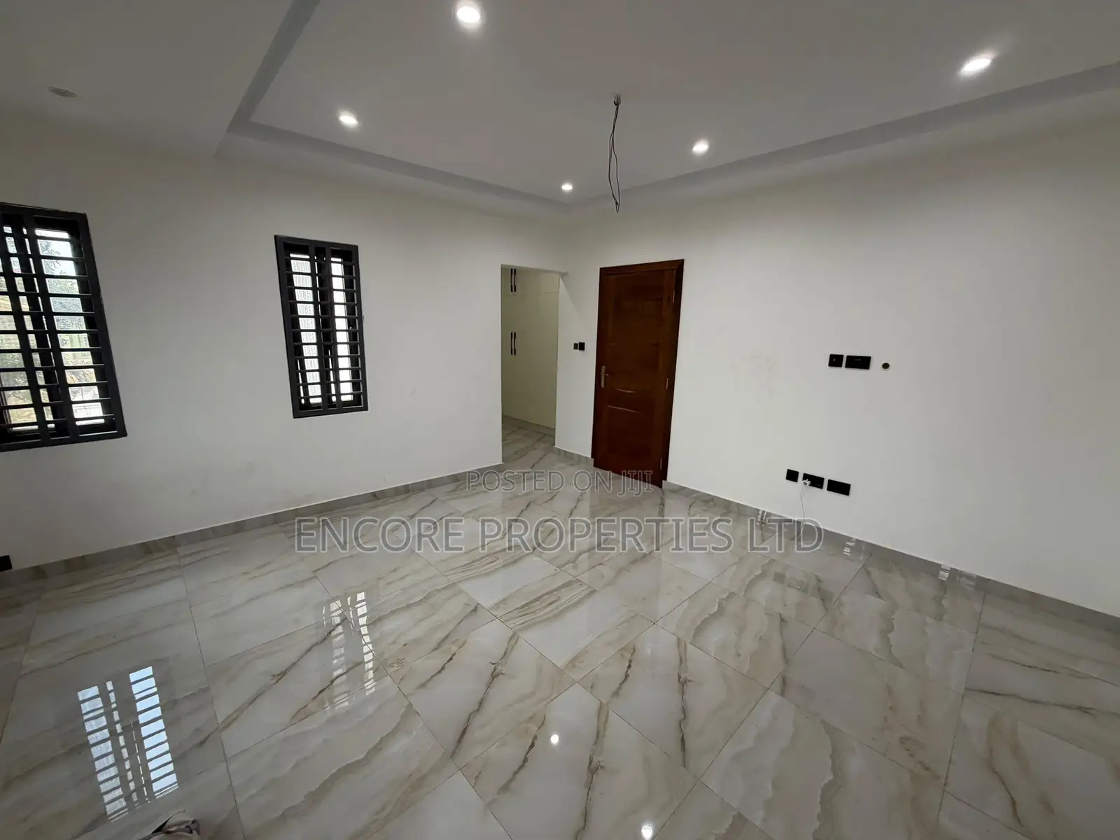 4bdrm House in Oyarifa for sale
