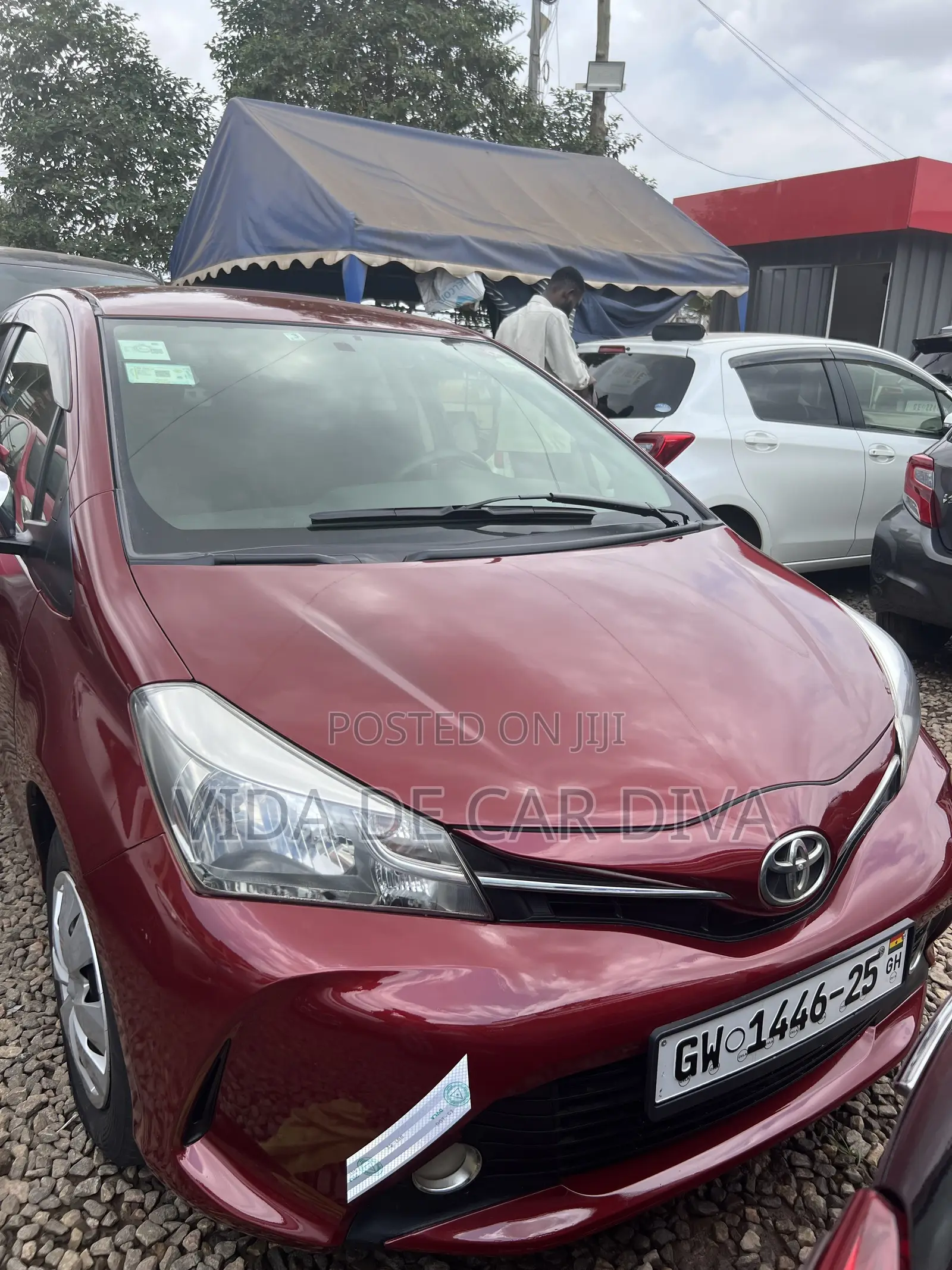 Toyota Vitz 1.3 FWD 3dr 2015 Burgundy