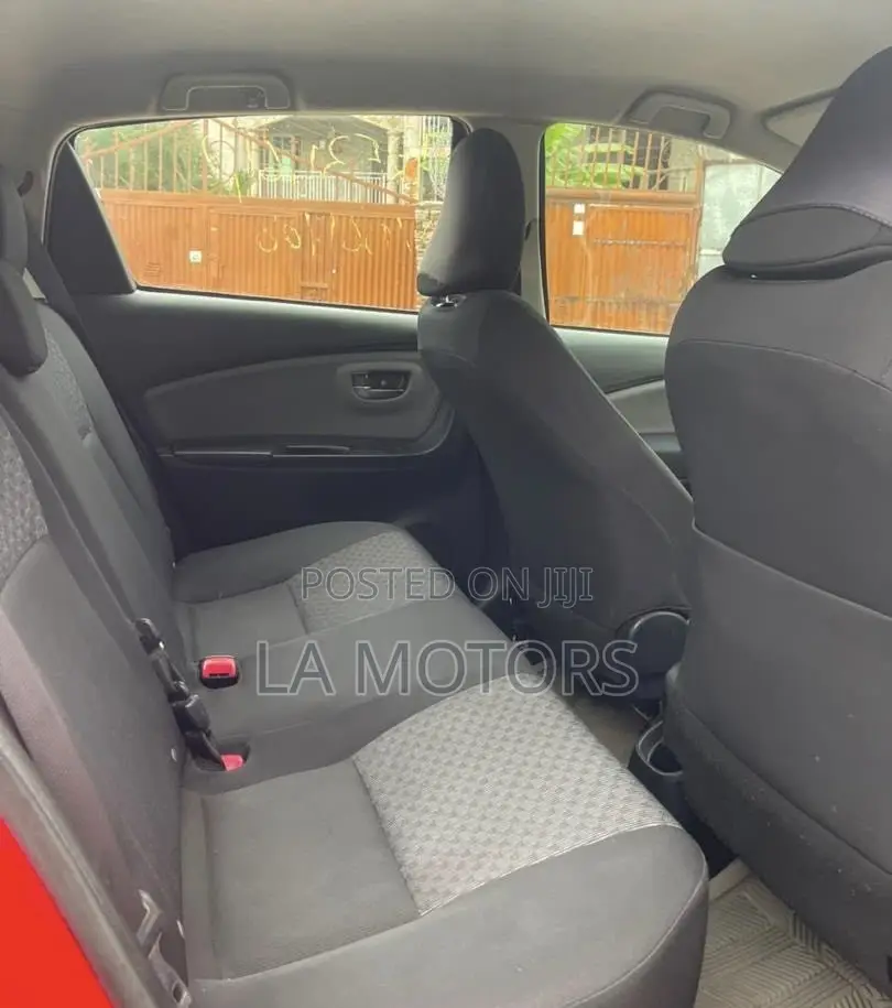 Toyota Yaris 2015 Red