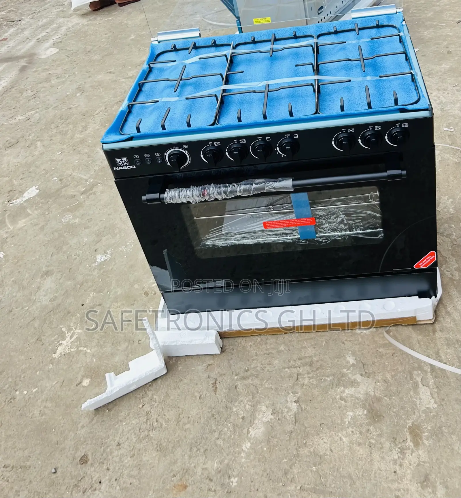 Essential Modern 5 Gas 60x90 Nasco Black Cooker
