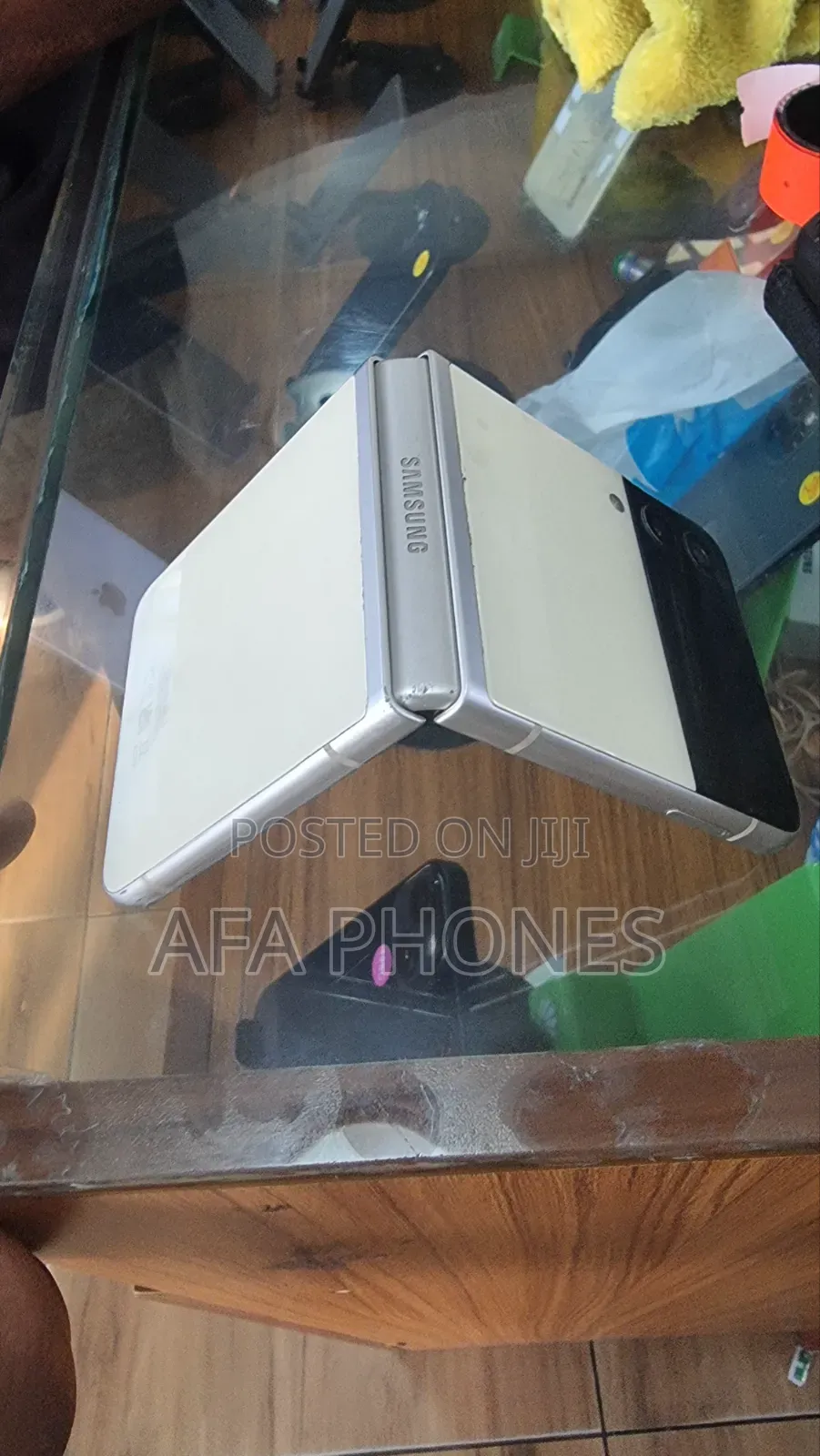 Samsung Galaxy Z Flip 3 256 GB Gold
