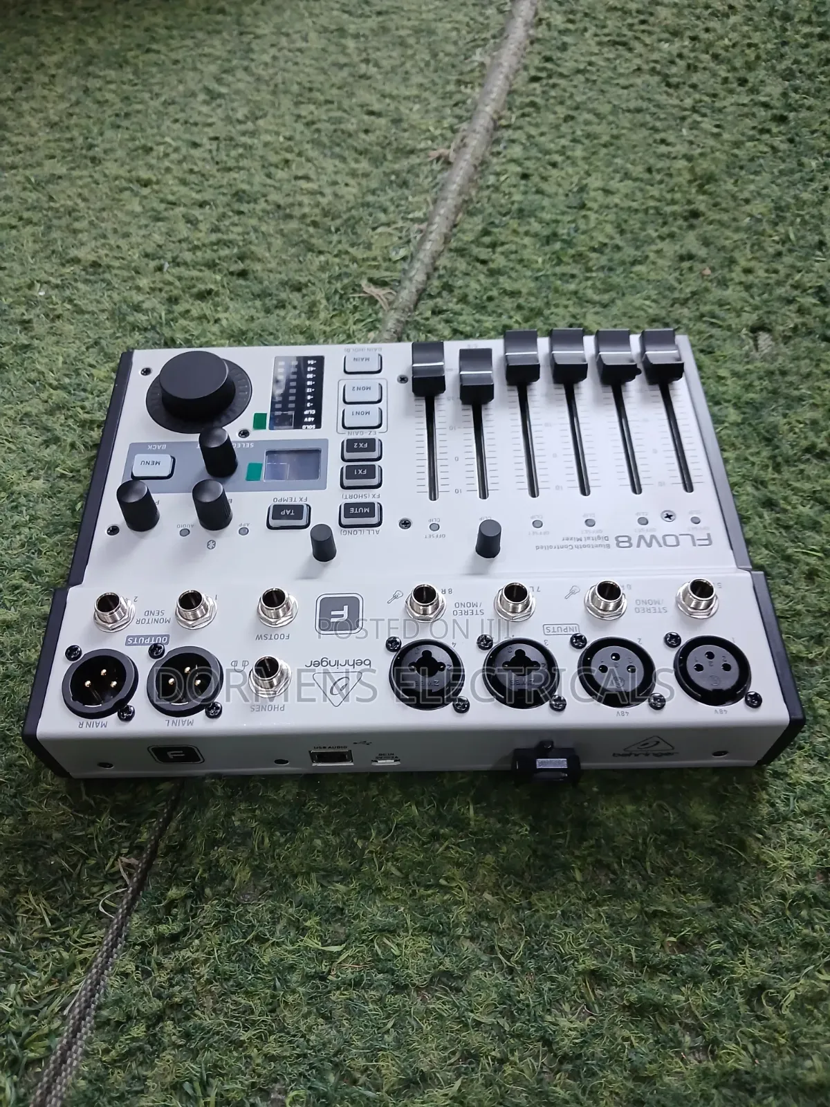 Behringer Flow-8 Digital USB Mixer 8 Input With Bluetooth